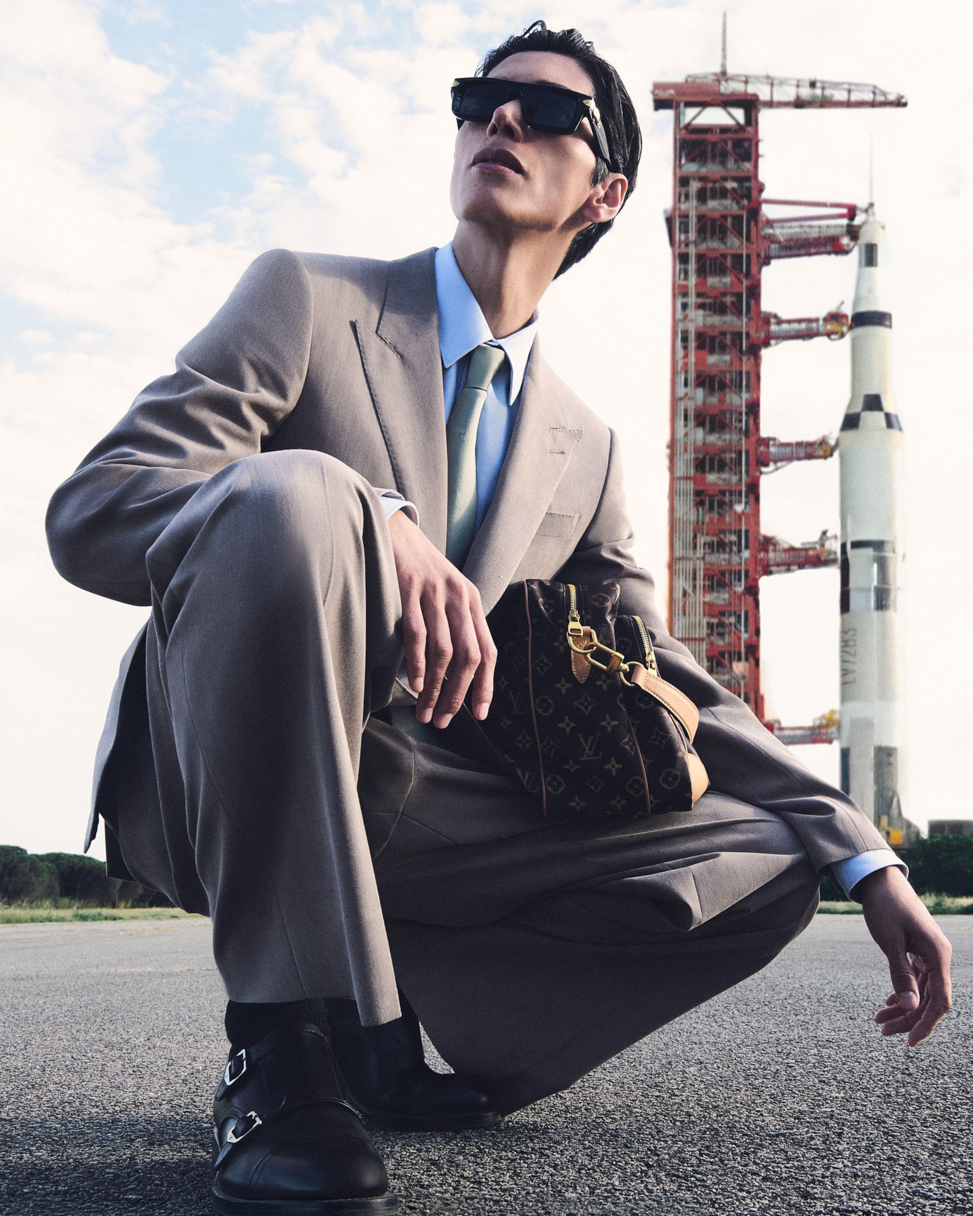 LOUIS VUITTON Site Oficial Brasil | LOUIS VUITTON ®