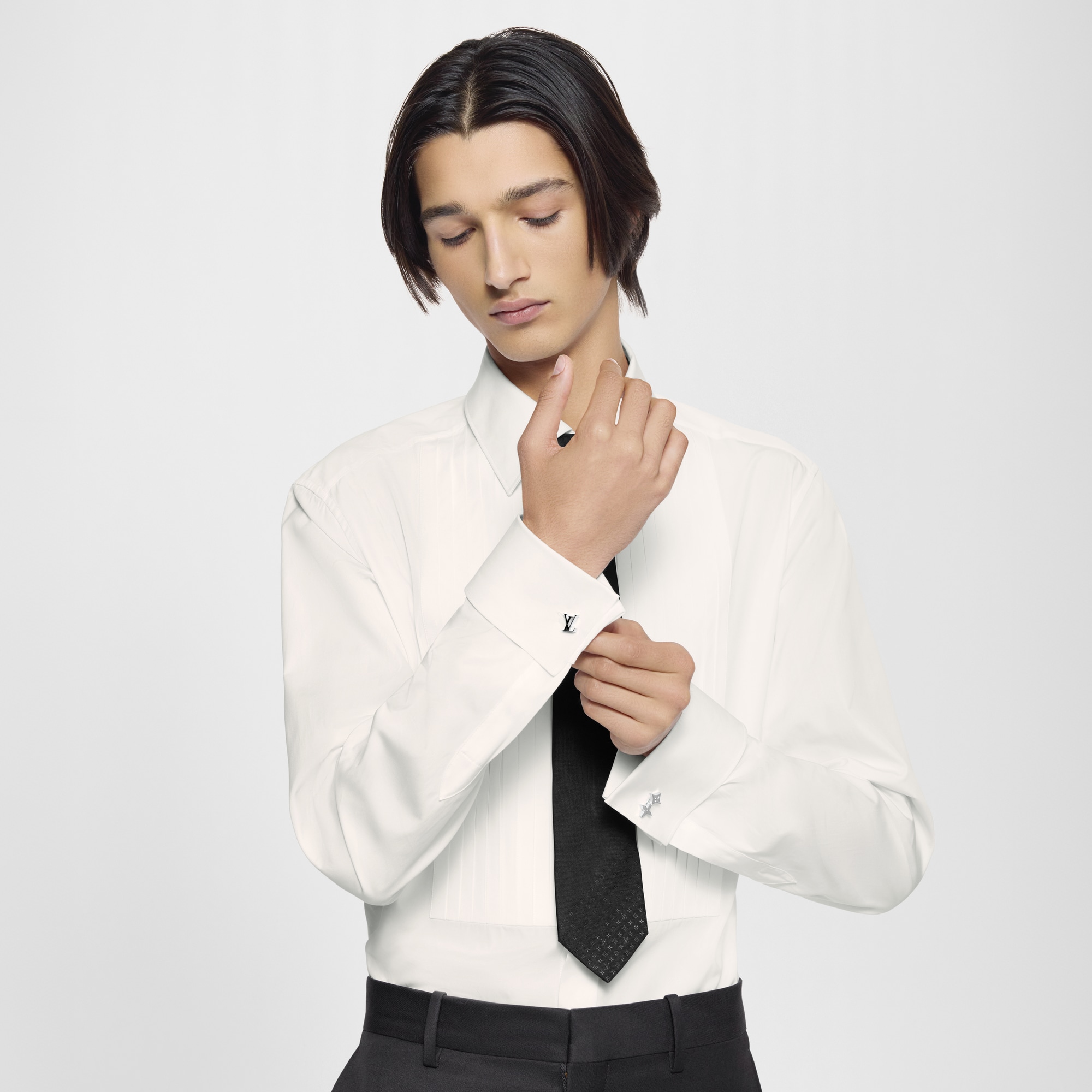 S00 Fashion Jewelry Bijuterias Finas Abotoaduras Monogram Row | Louis Vuitton ® (Zoom no Produto)