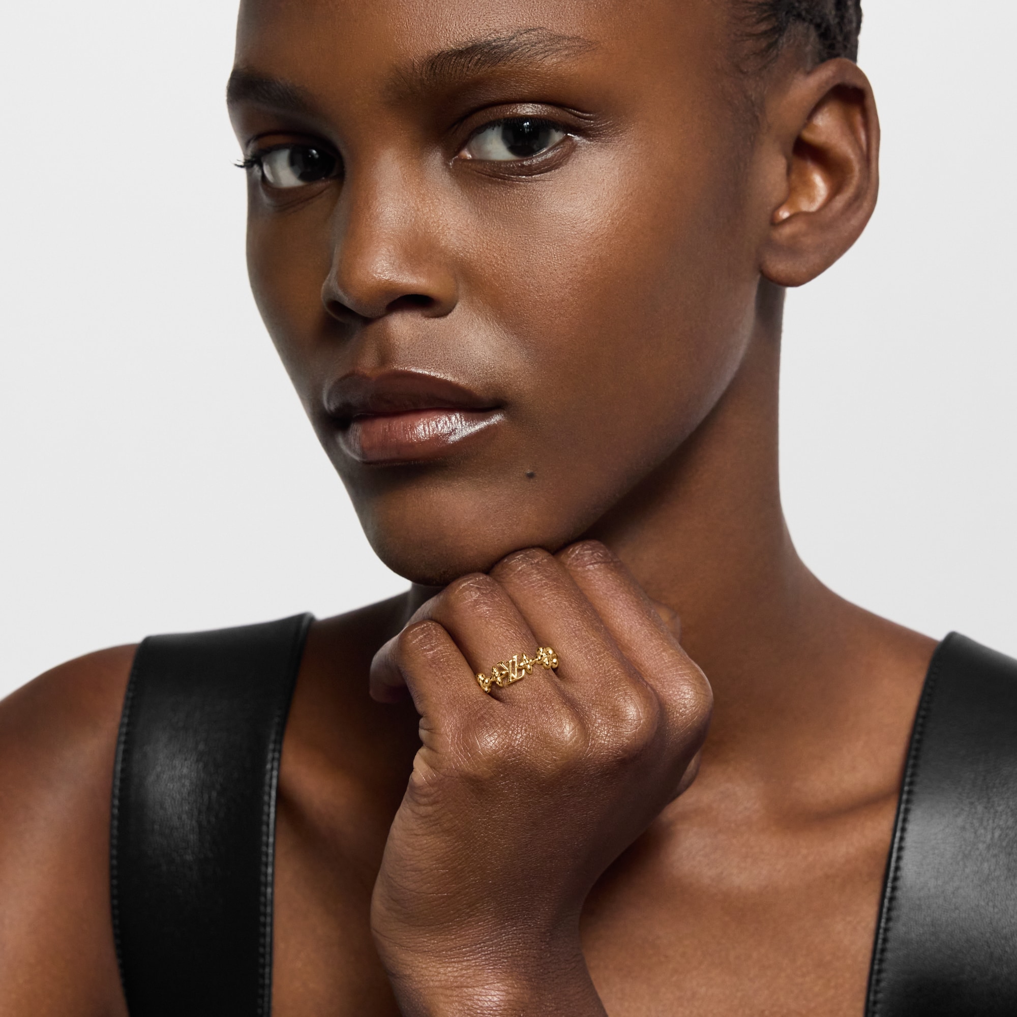 S00 Bijuterias Finas Anéis Anel Baby Louis | Louis Vuitton ® (Zoom no Produto)