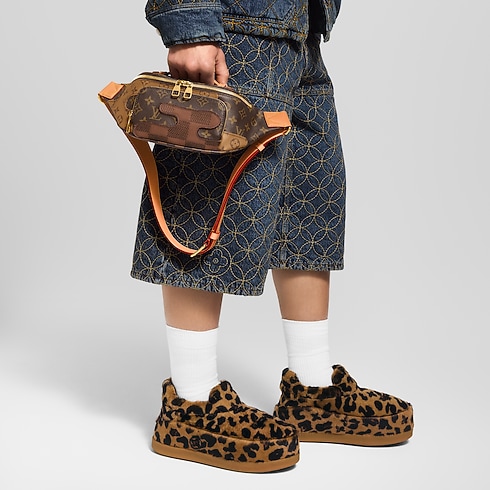 Other Monogram Canvas Bolsas Masculinas Lançamentos Belt Bag Rush Bumbag | Louis Vuitton ® (Zoom no Produto)