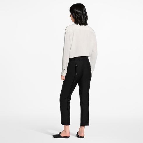 Ready-to-Wear Blusas Blusa com Monogram na Gola | Louis Vuitton ® (Zoom no Produto)