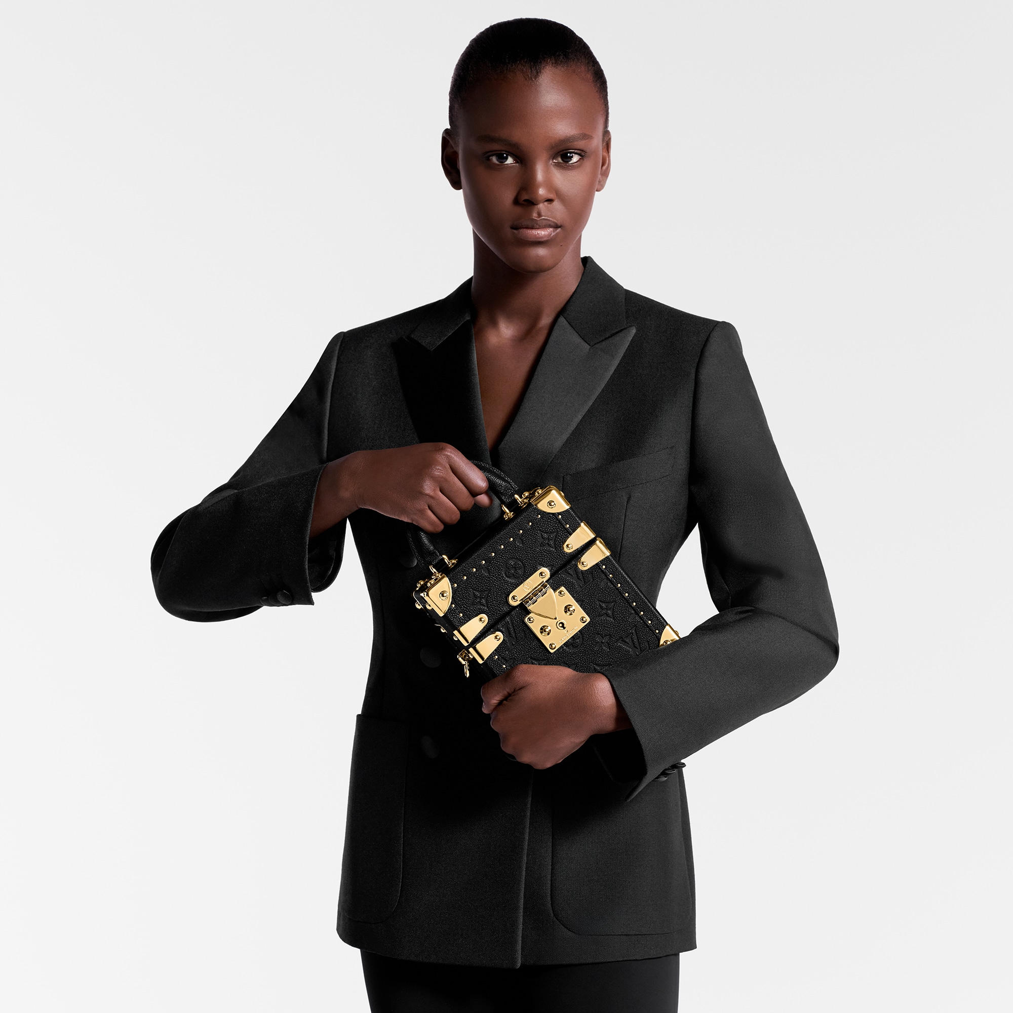 Monogram Empreinte Guia de Presentes Dia das Mães } Bolsa Camera Box | Louis Vuitton ® (Zoom no Produto)