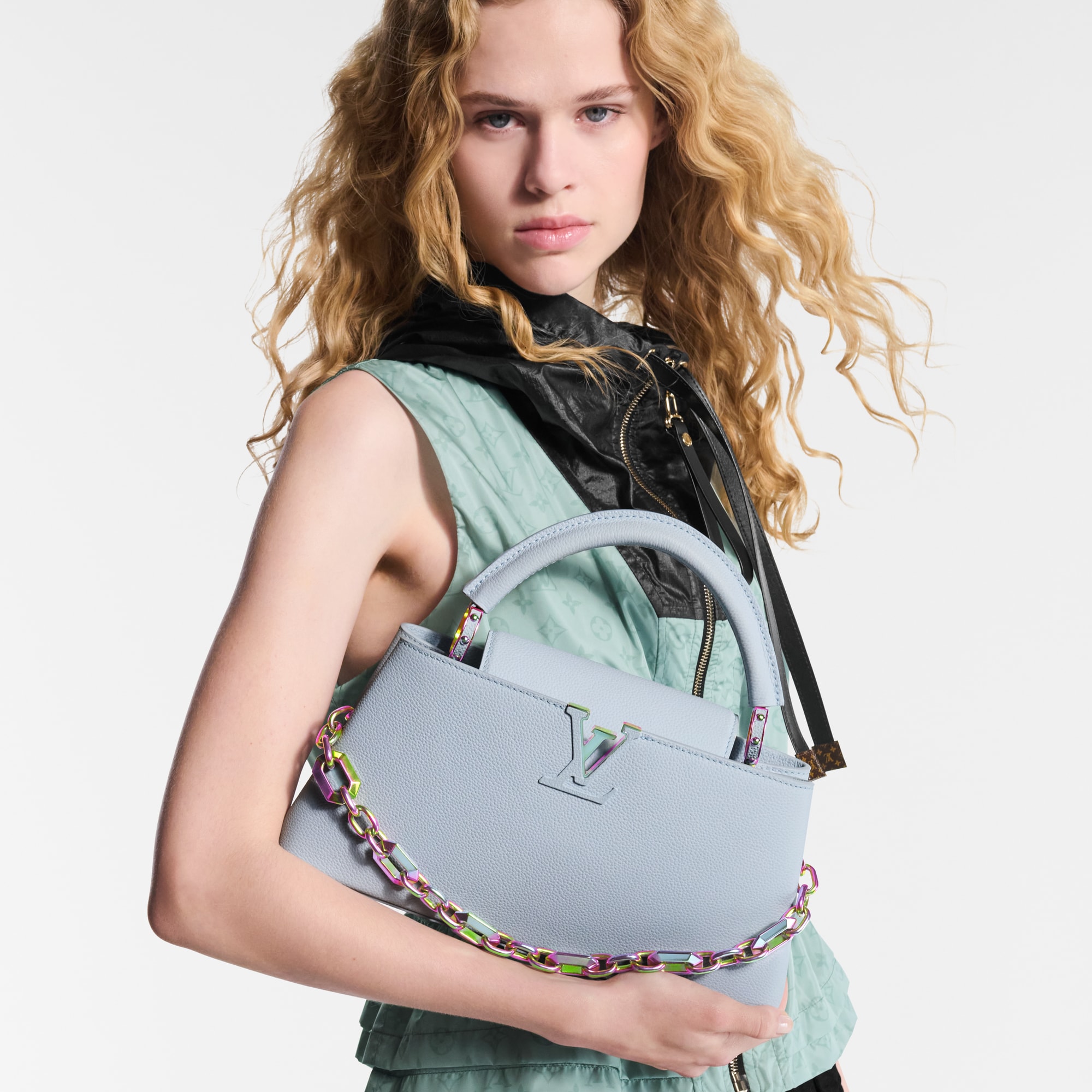 Capucines Bolsas Capucines Bolsa Capucines East-West Mini | Louis Vuitton ® (Zoom no Produto)