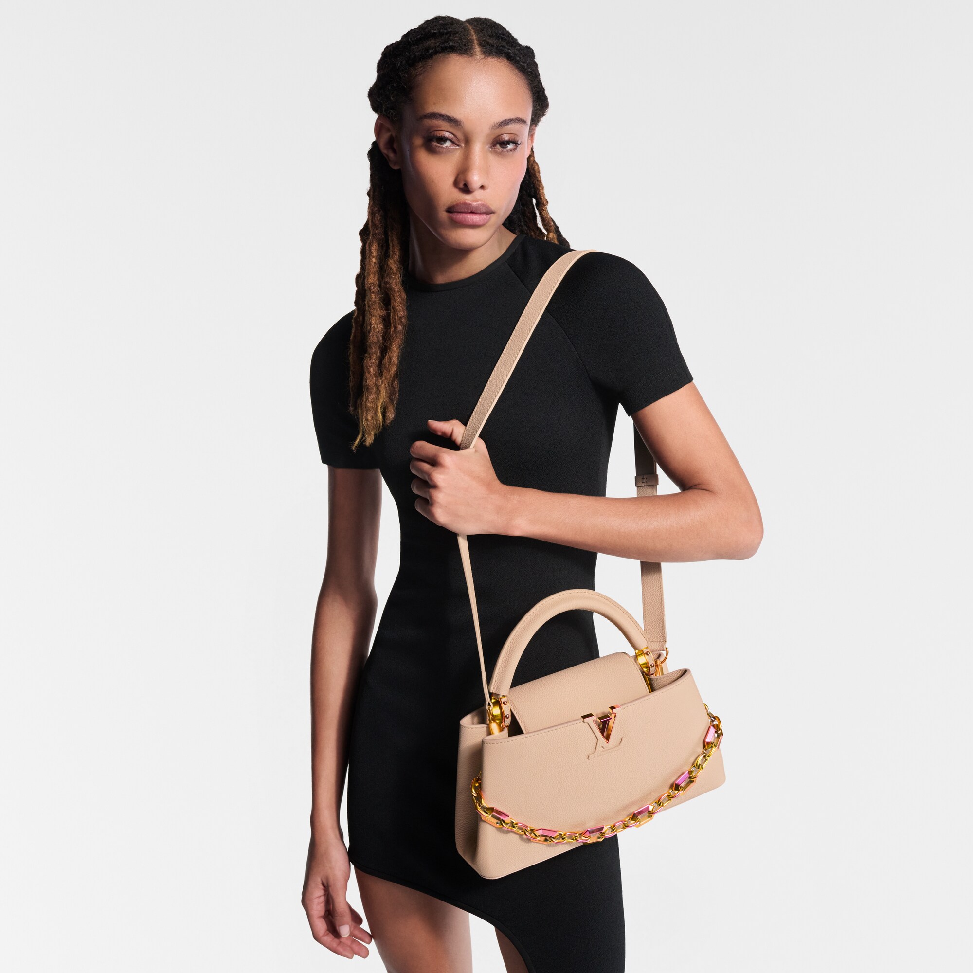 Capucines Bolsas Capucines Bolsa Capucines East-West MM | Louis Vuitton ® (Zoom no Produto)