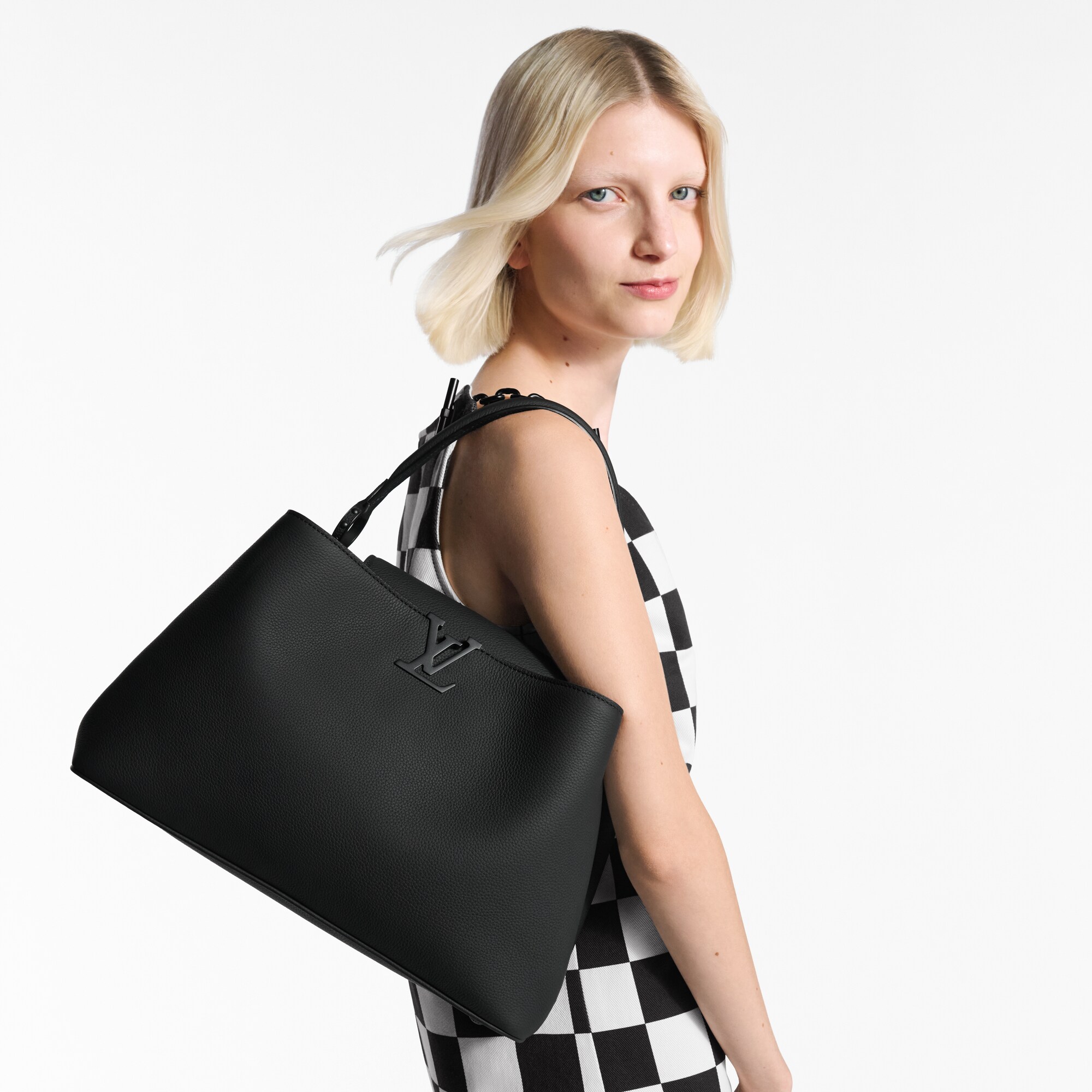 Capucines Bolsas Capucines Bolsa Capucines GM Souple | Louis Vuitton ® (Zoom no Produto)