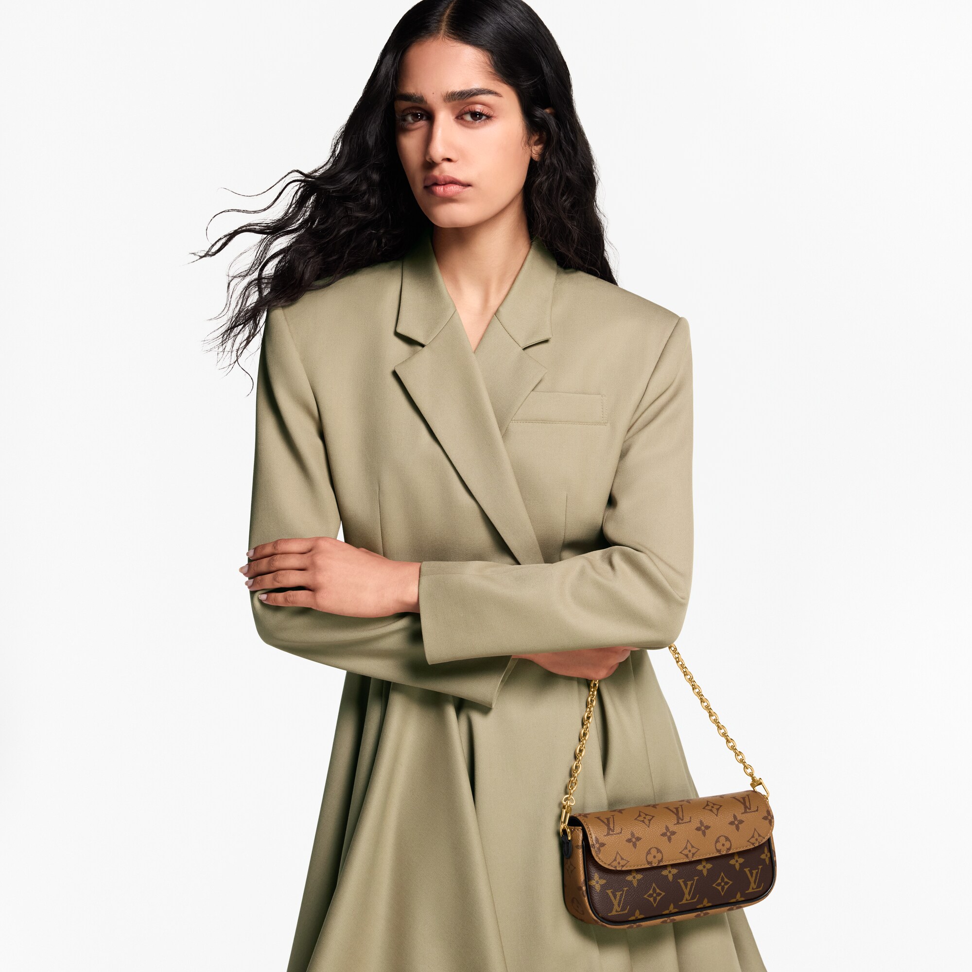 Monogram Reverse Carteiras Carteiras com Corrente & Micro Bolsas Bolsa-carteira Ivy | Louis Vuitton ® (Zoom no Produto)