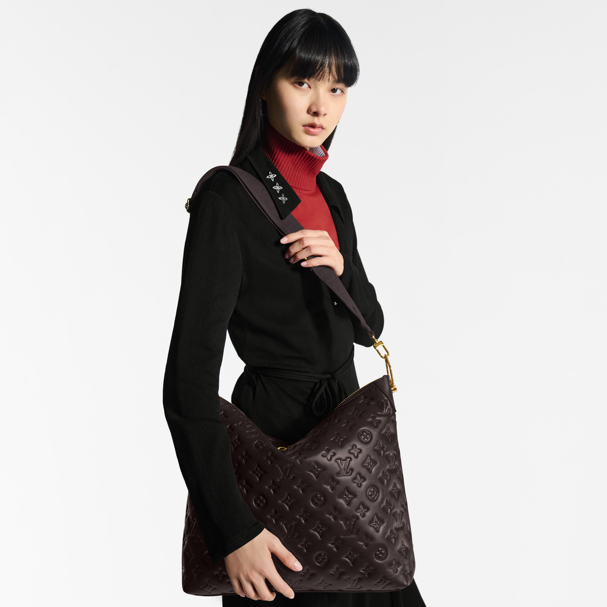 Coussin Bolsas Femininas Ícones LV Bolsa Coussin Hobo | Louis Vuitton ® (Zoom no Produto)