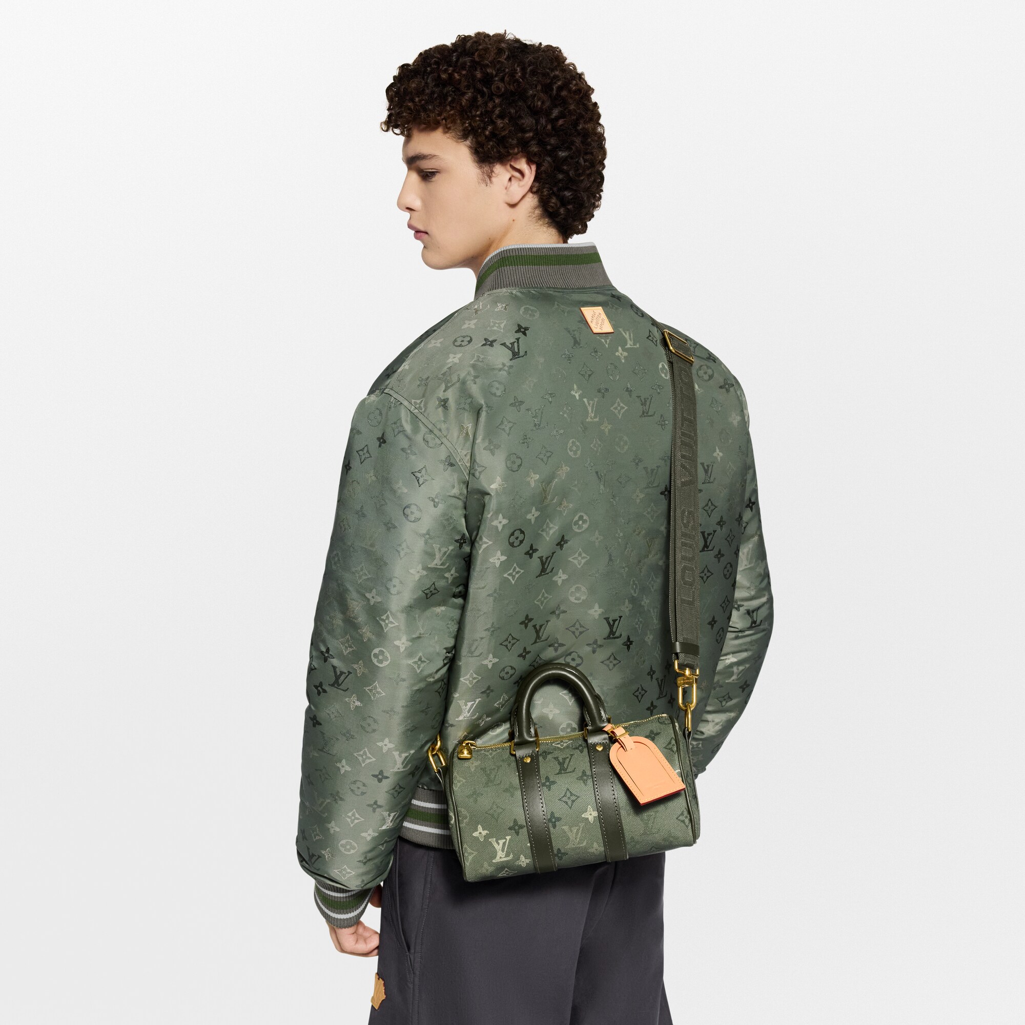 Monogram Other Bolsas Masculinas Ícones LV Bolsa de Viagem Keepall Bandoulière 25 | Louis Vuitton ® (Zoom no Produto)