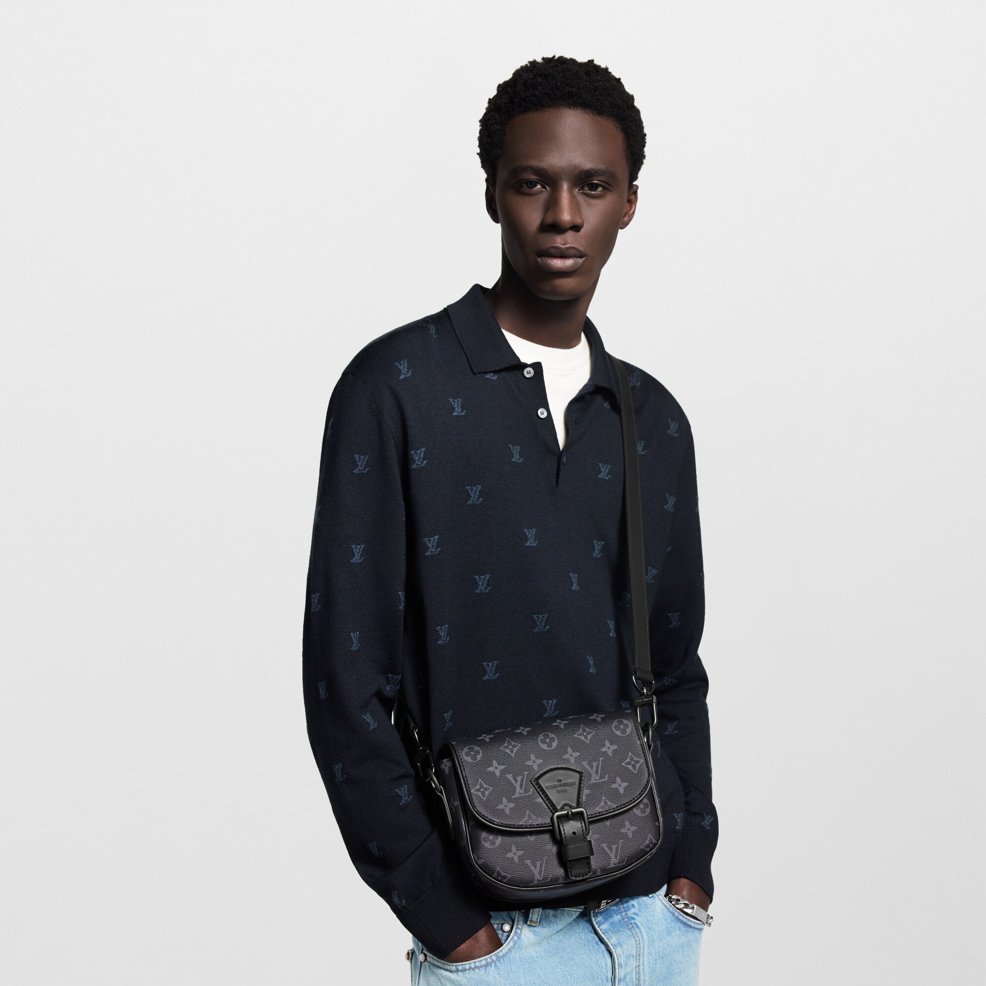 Monogram Eclipse Bolsas Masculinas Lançamentos Bolsa Messenger Montsouris PM | Louis Vuitton ® (Zoom no Produto)