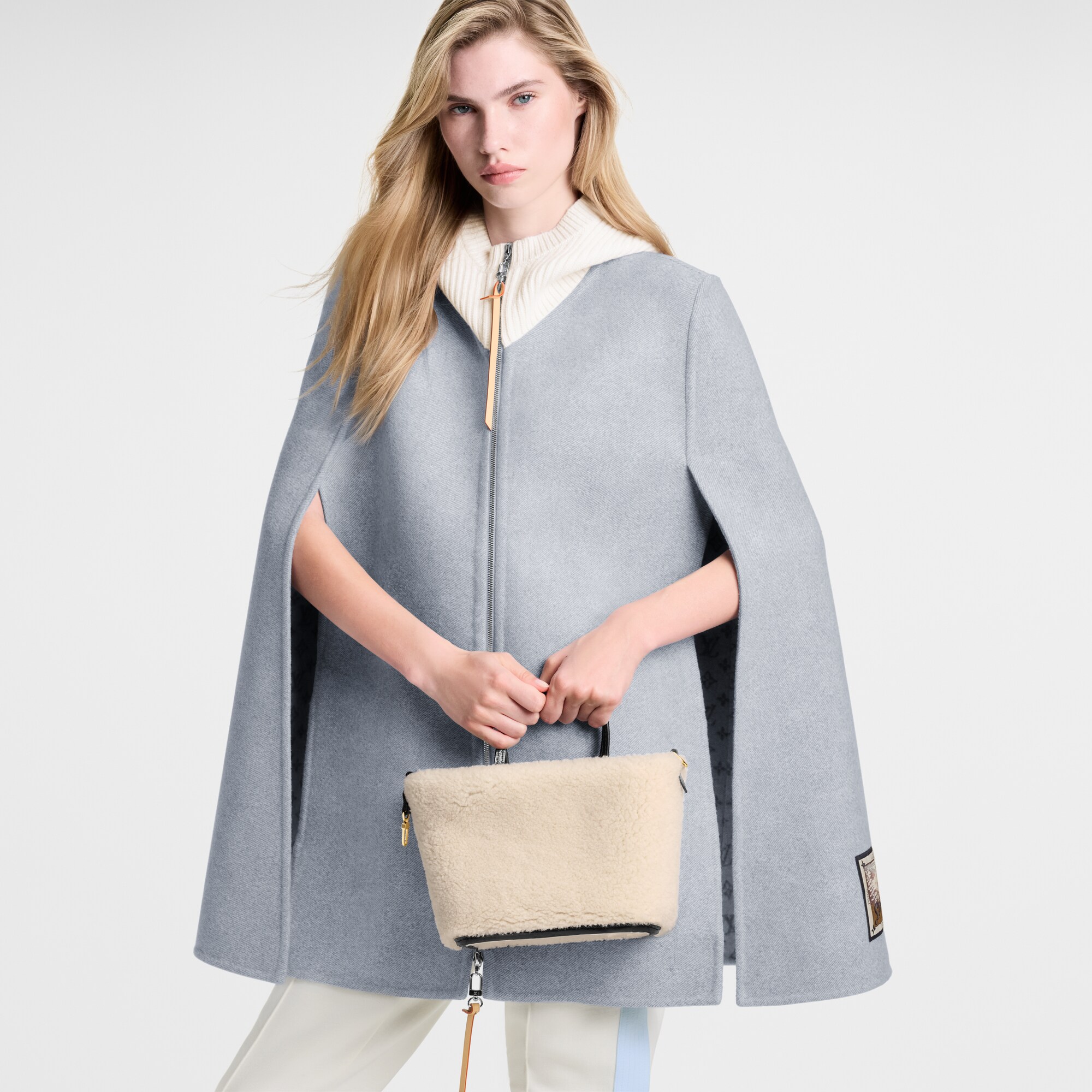 H33 Bolsas Femininas Ícones LV Bolsa Neverfull Bandoulière Inside Out BB | Louis Vuitton ® (Zoom no Produto)