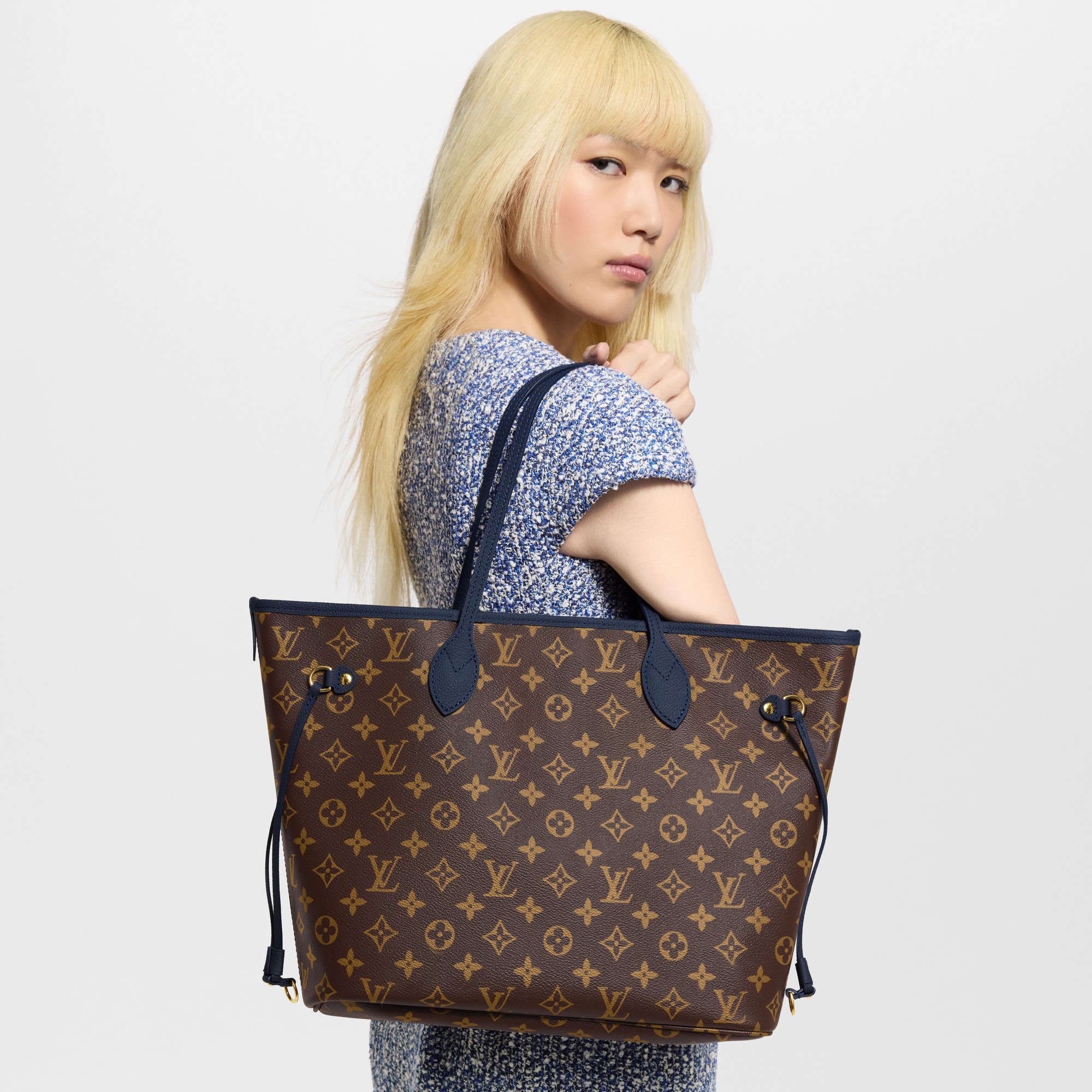  Bolsas Femininas Ícones LV Bolsa Neverfull Inside Out MM | Louis Vuitton ® (Zoom no Produto)