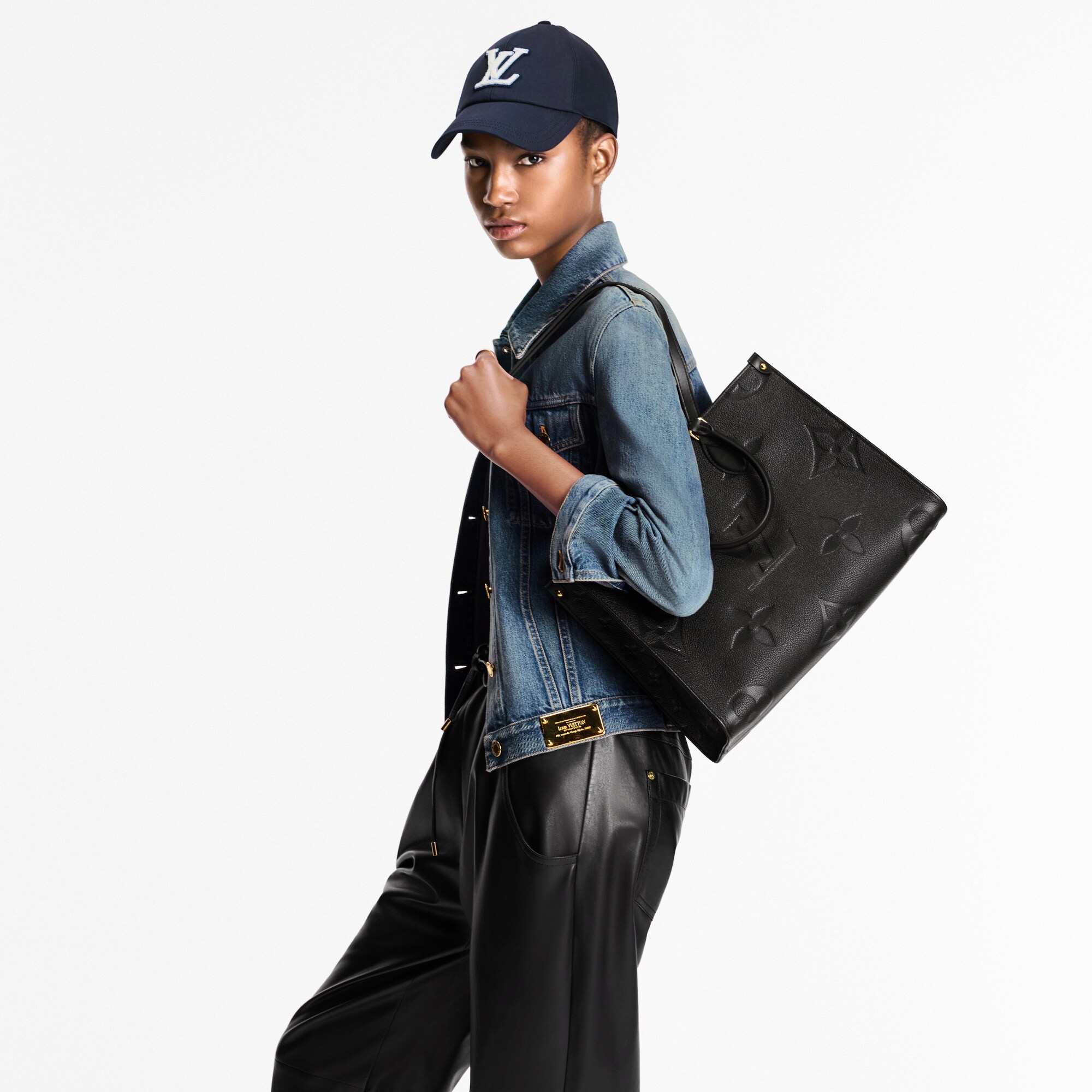 Couro Monogram Empreinte Bolsas Todas as Coleções Bolsa OnTheGo MM | Louis Vuitton ® (Zoom no Produto)