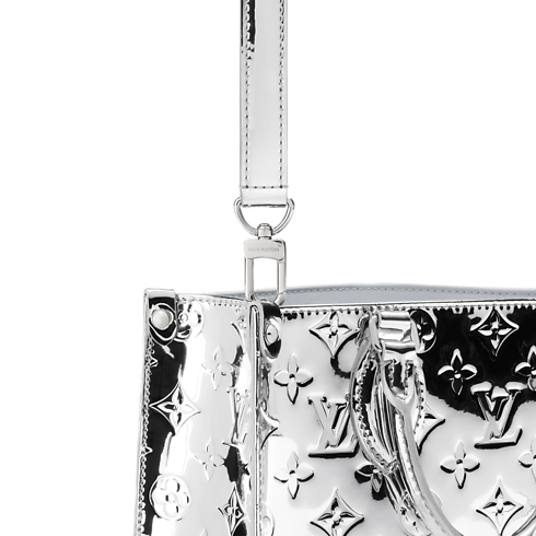 Outros Canvas Monogram Bolsas Todas as Bolsas Bolsa OnTheGo PM | Louis Vuitton ® (Zoom no Produto)