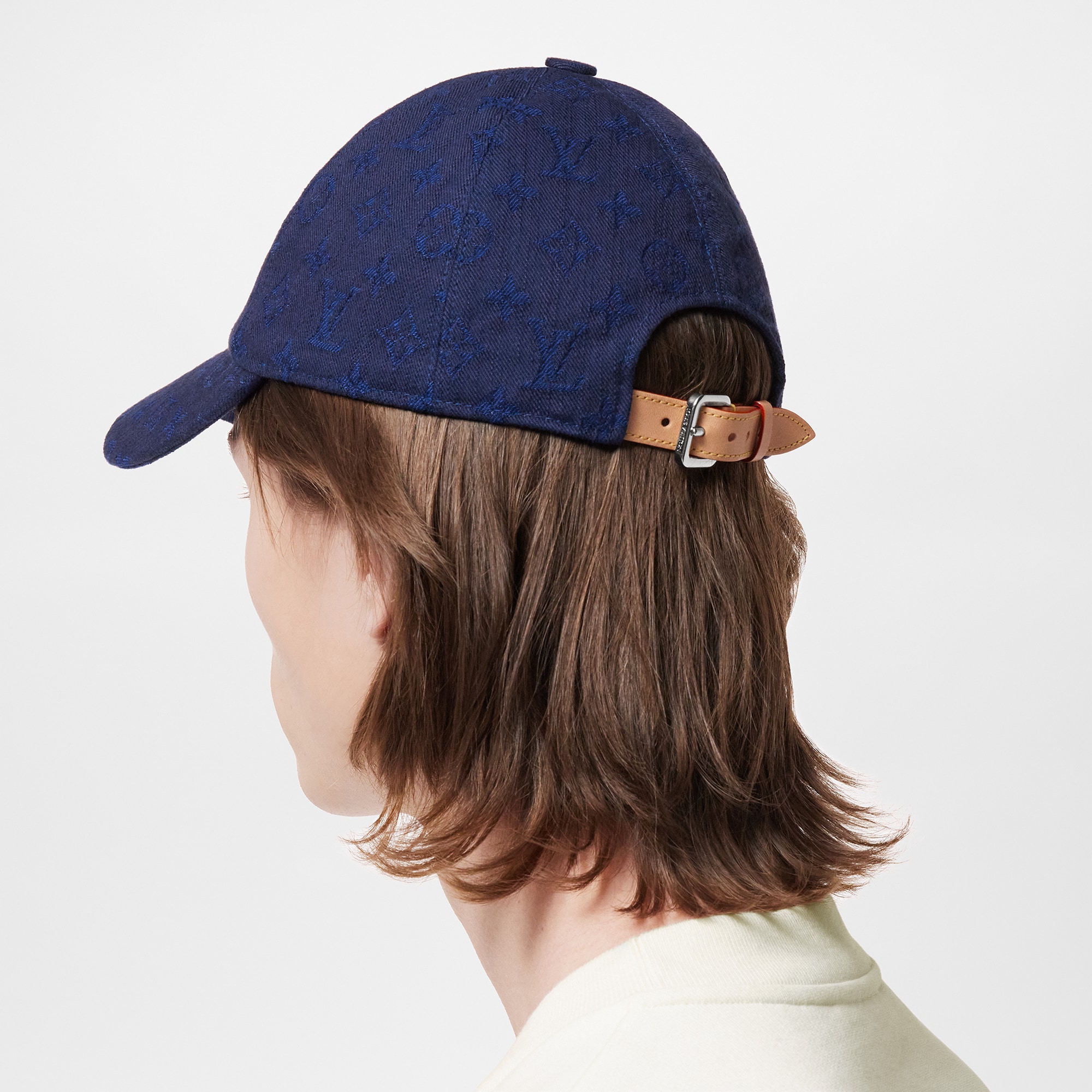 S00 Acessórios Chapéus, Gorros e Luvas Boné Monogram Essential | Louis Vuitton ® (Zoom no Produto)