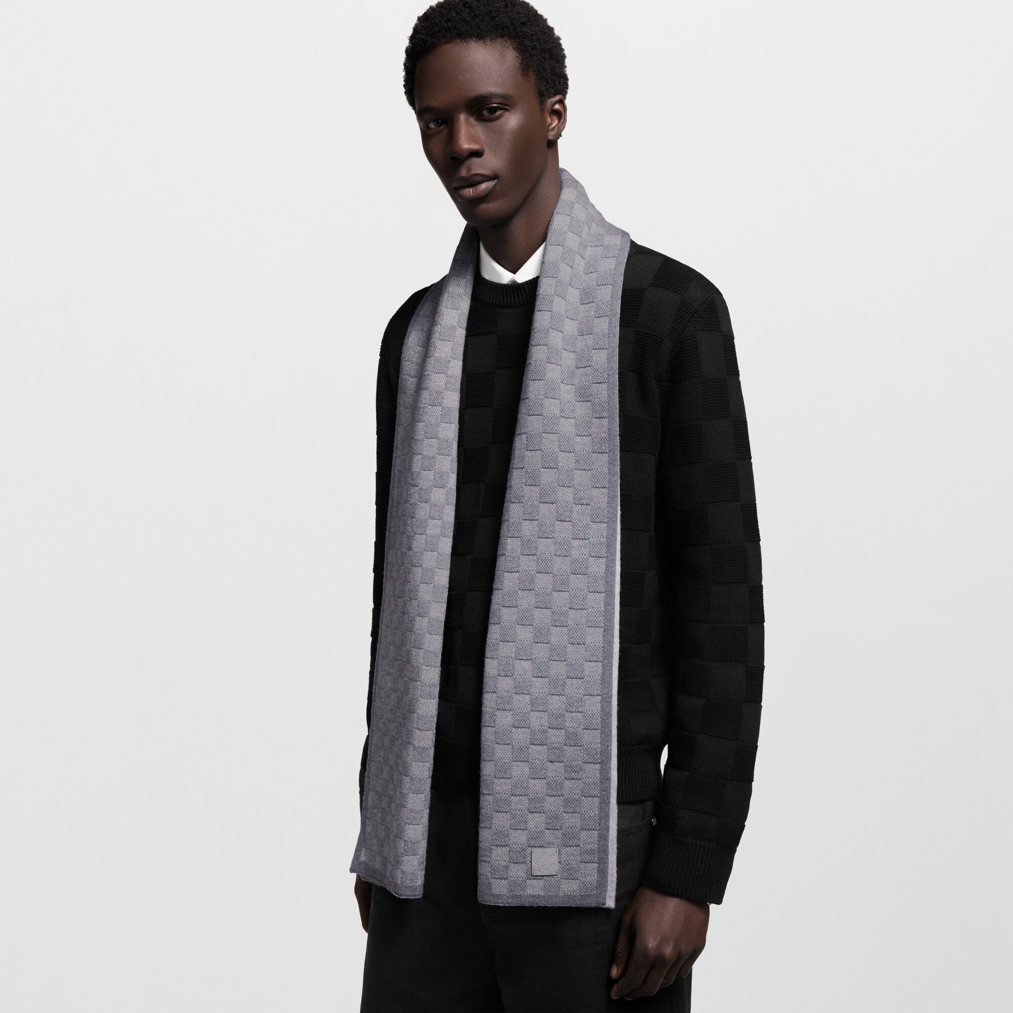 S00 Acessórios Novidades Cachecol Neo Petit Damier | Louis Vuitton ® (Zoom no Produto)