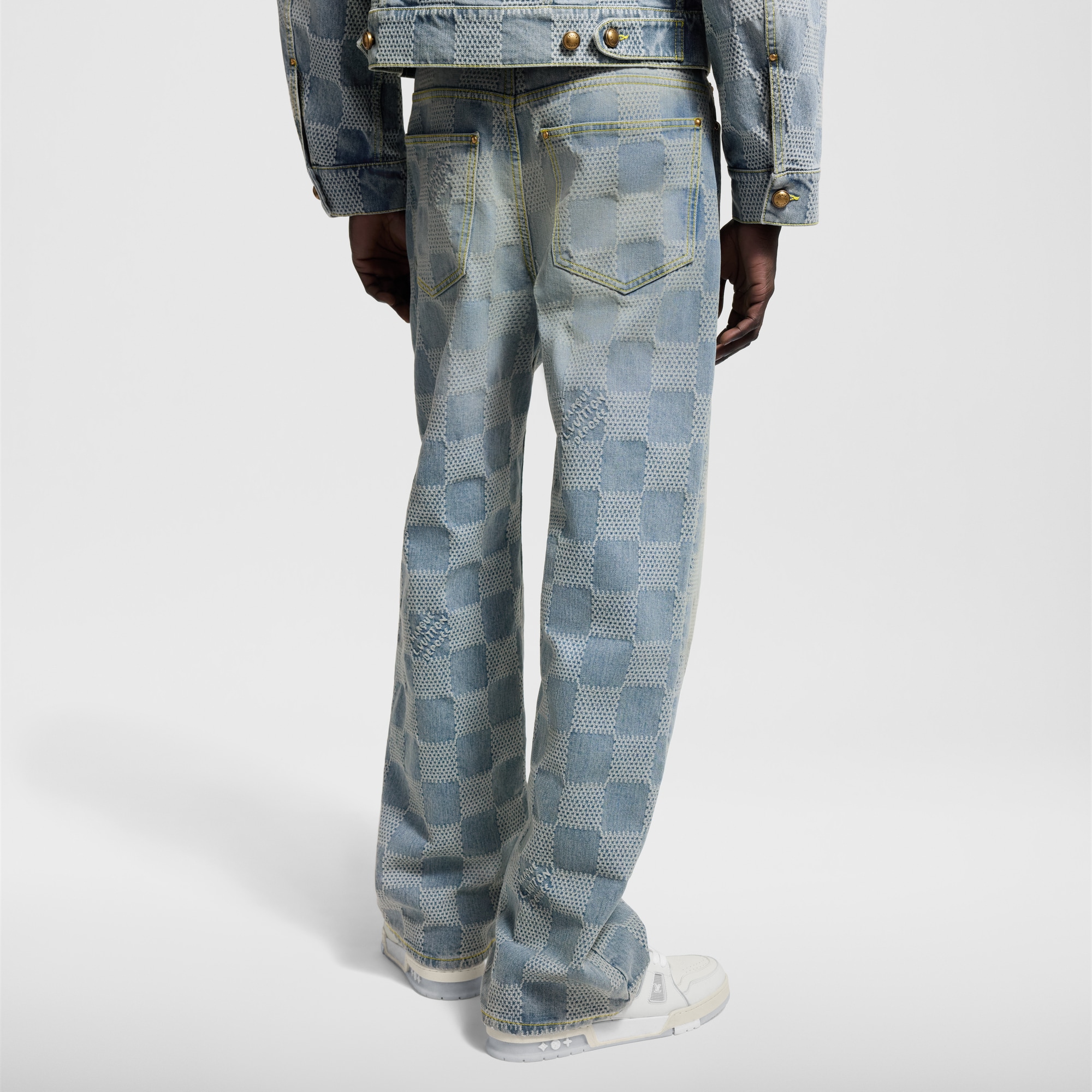  Ready-to-Wear Roupas em Denim Calça de Skatista em Jeans Damier | Louis Vuitton ® (Zoom no Produto)