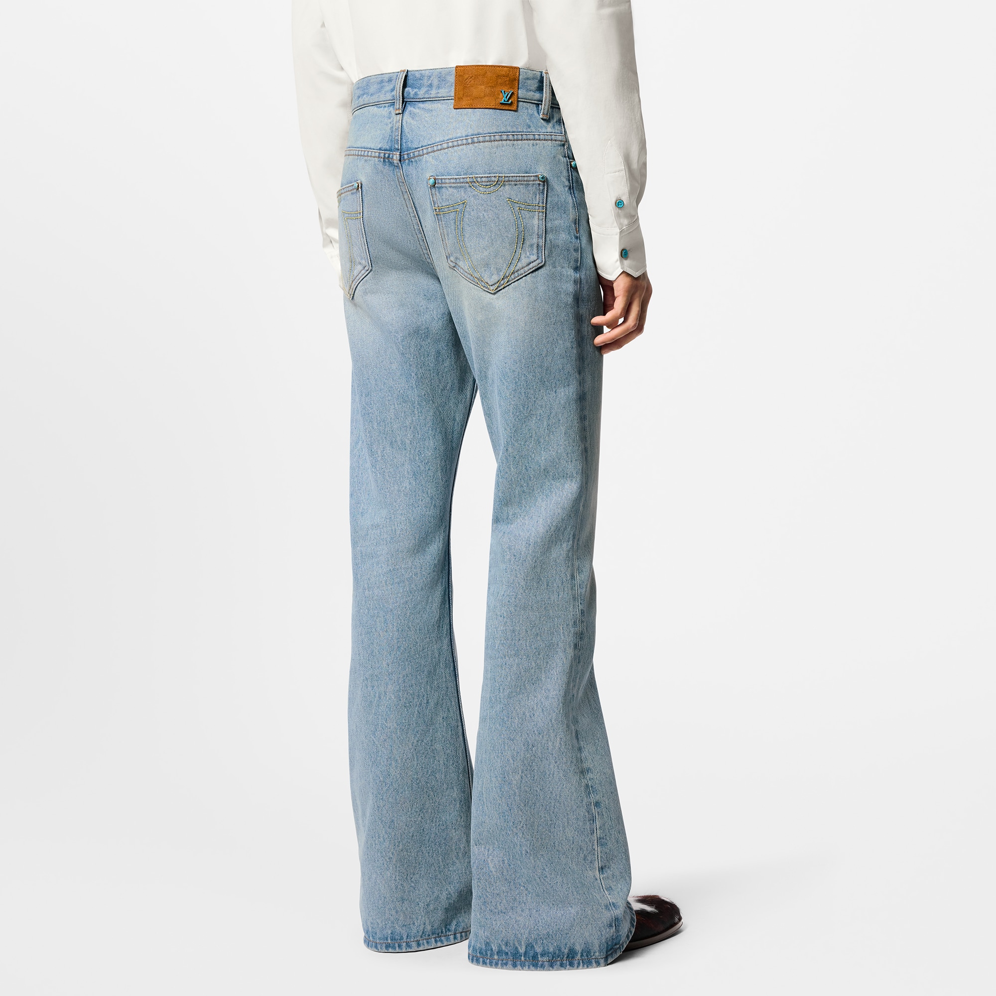  Discontinued Product Obs 12 Calça Flare em Jeans Estonado | Louis Vuitton ® (Zoom no Produto)