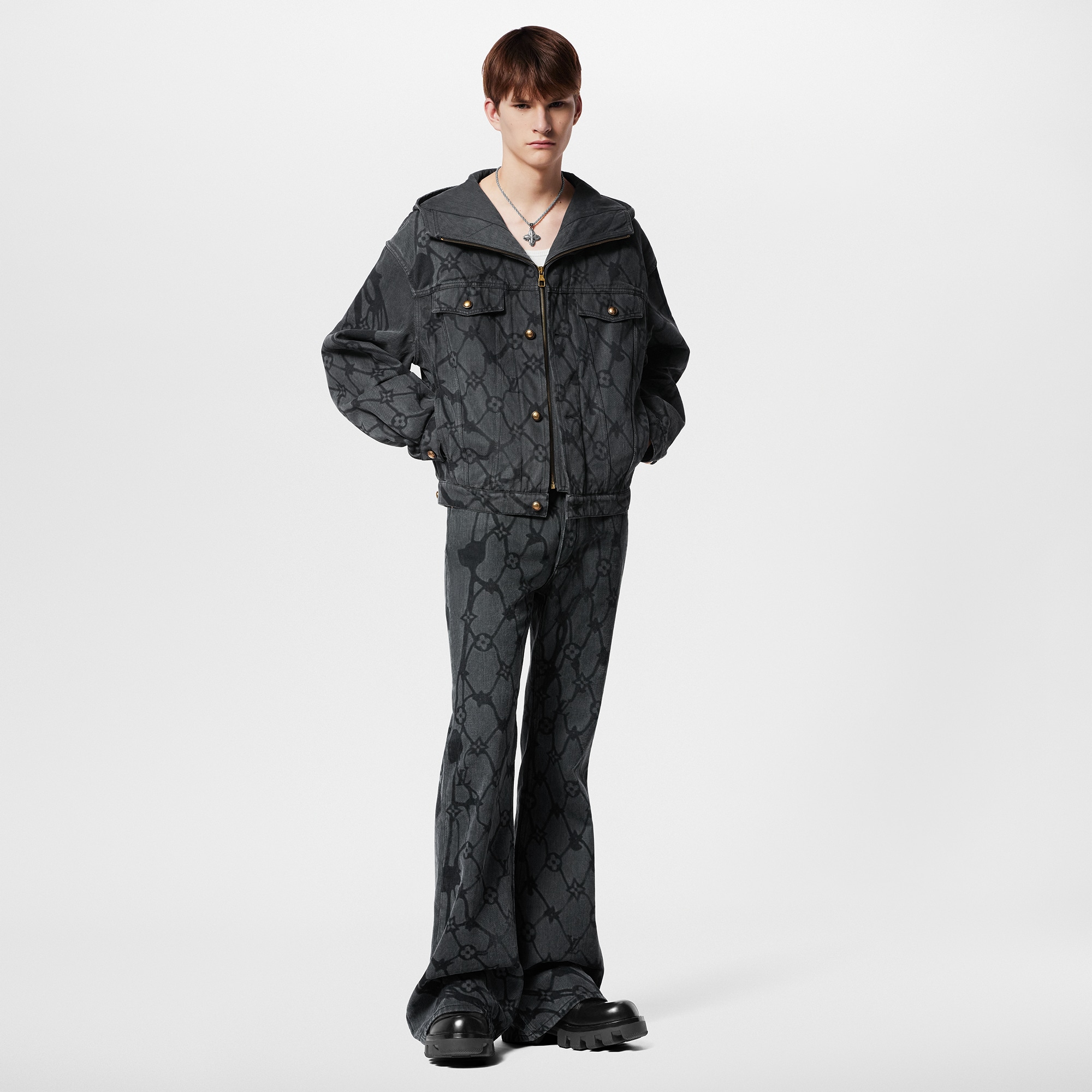  Discontinued Product Obs 12 Calça Flare em Jeans Monogram | Louis Vuitton ® (Zoom no Produto)