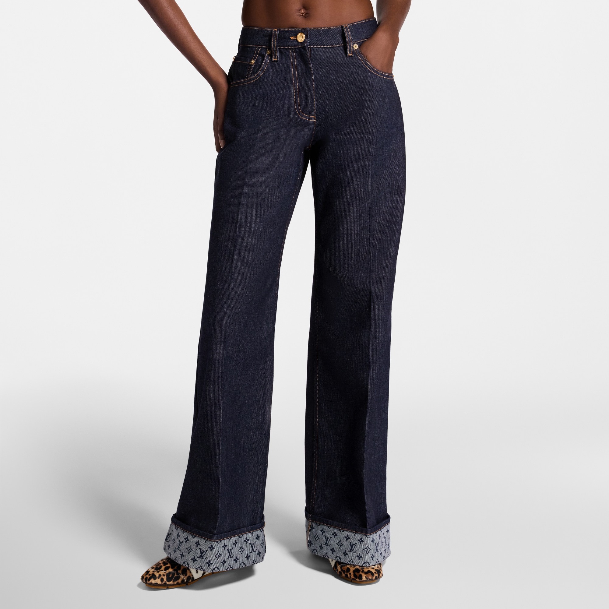  Ready-to-Wear Calças Calça Jeans Flare com Barra Virada | Louis Vuitton ® (Zoom no Produto)
