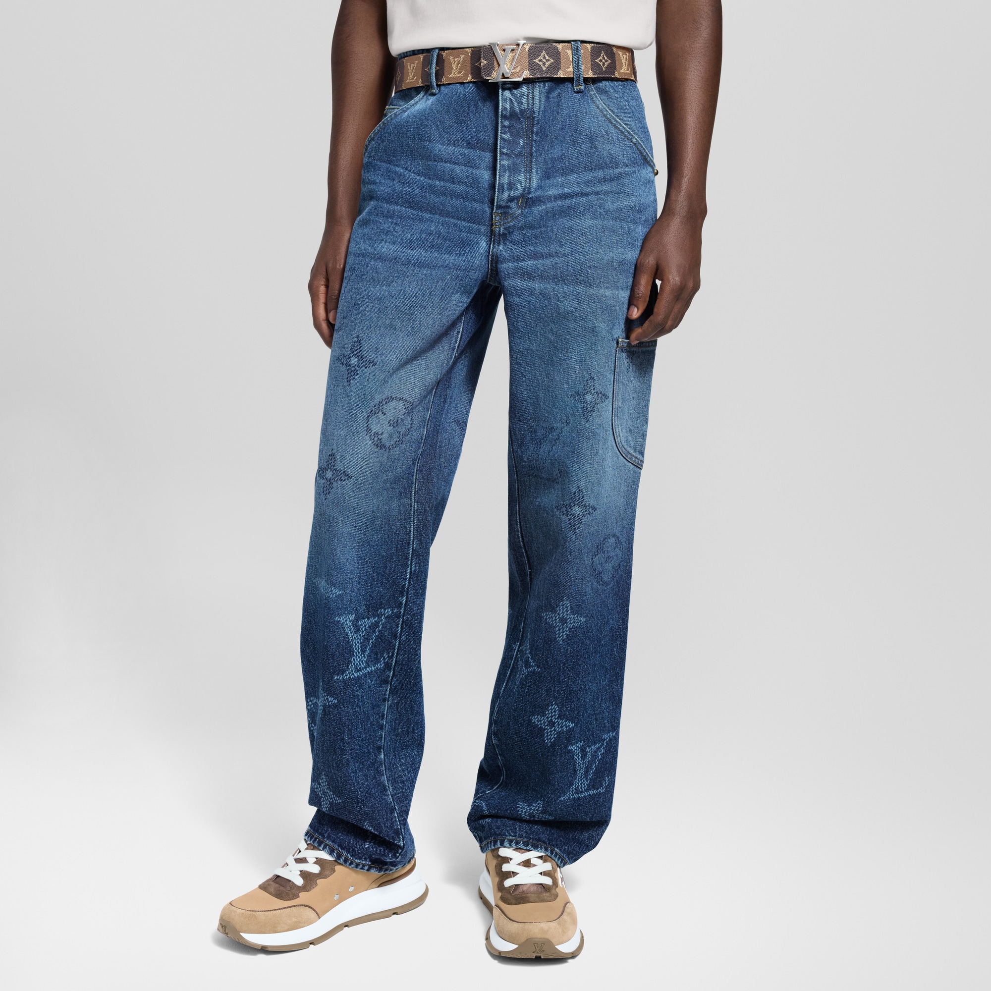  Ready-to-Wear Roupas em Denim Calça Utilitária em Jeans Monogram | Louis Vuitton ® (Zoom no Produto)