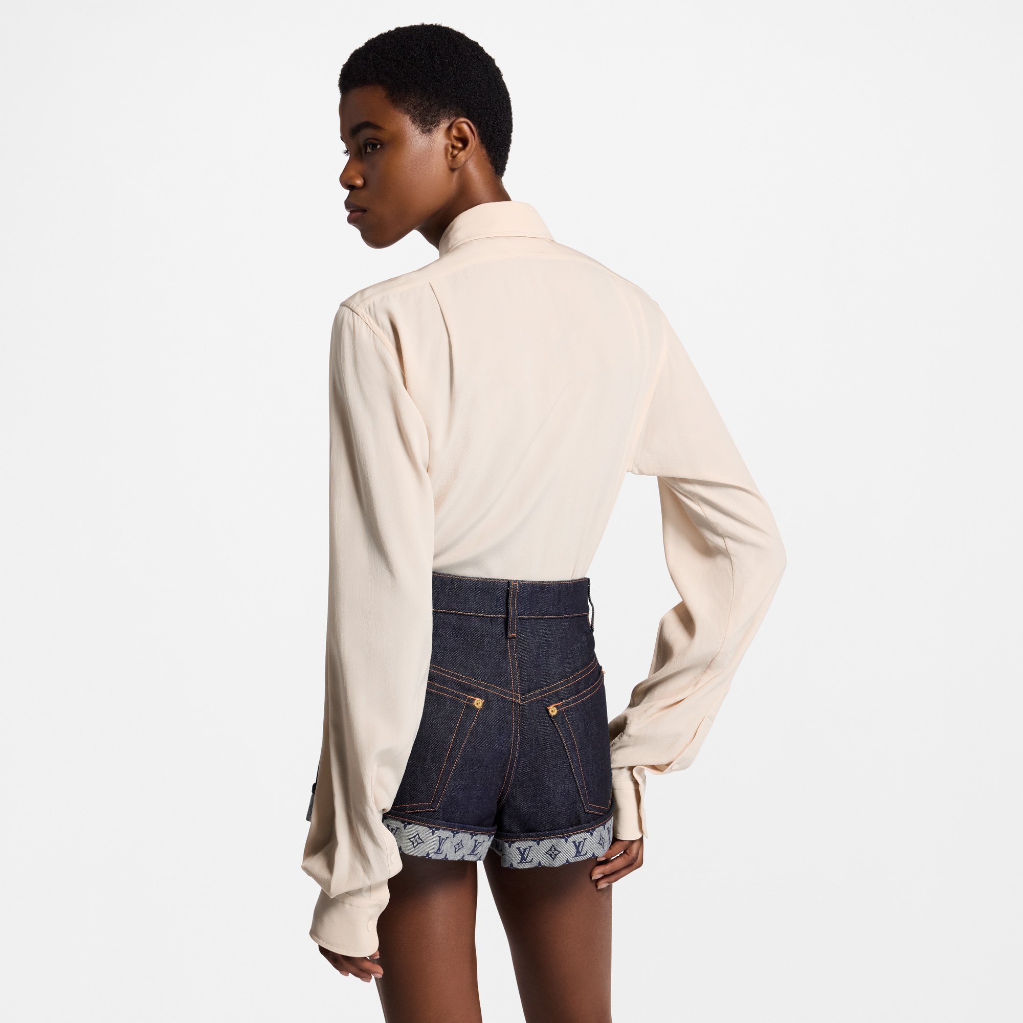  Ready-to-Wear Blusas Camisa com Detalhe em Monogram | Louis Vuitton ® (Zoom no Produto)