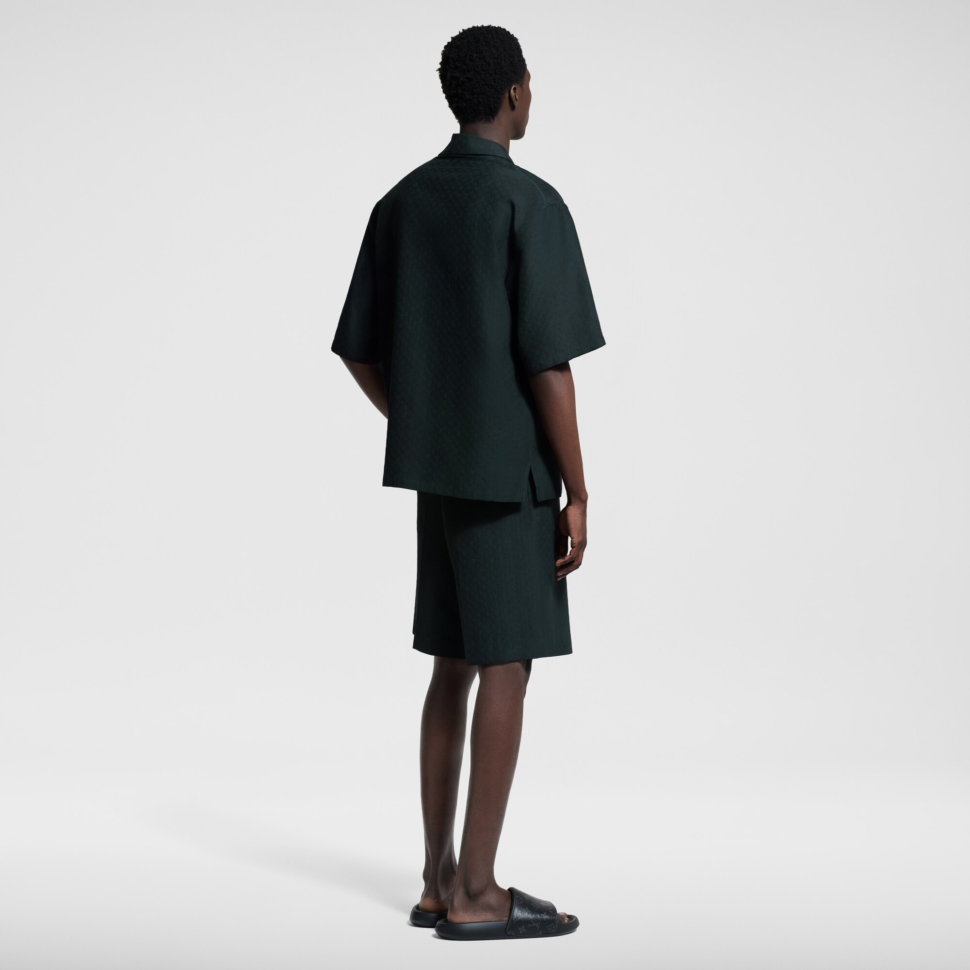  Ready-to-Wear Camisas Camisa de Manga Curta em Mescla de Seda e Algodão com Mini Monogram | Louis Vuitton ® (Zoom no Produto)