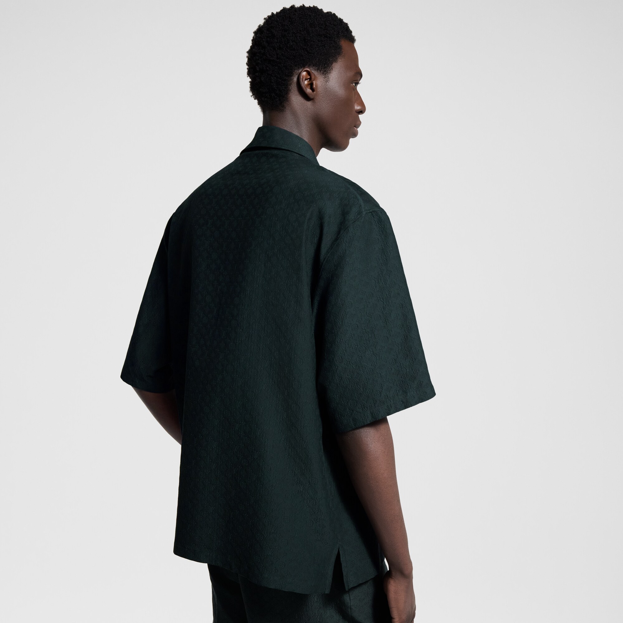  Ready-to-Wear Camisas Camisa de Manga Curta em Mescla de Seda e Algodão com Mini Monogram | Louis Vuitton ® (Zoom no Produto)