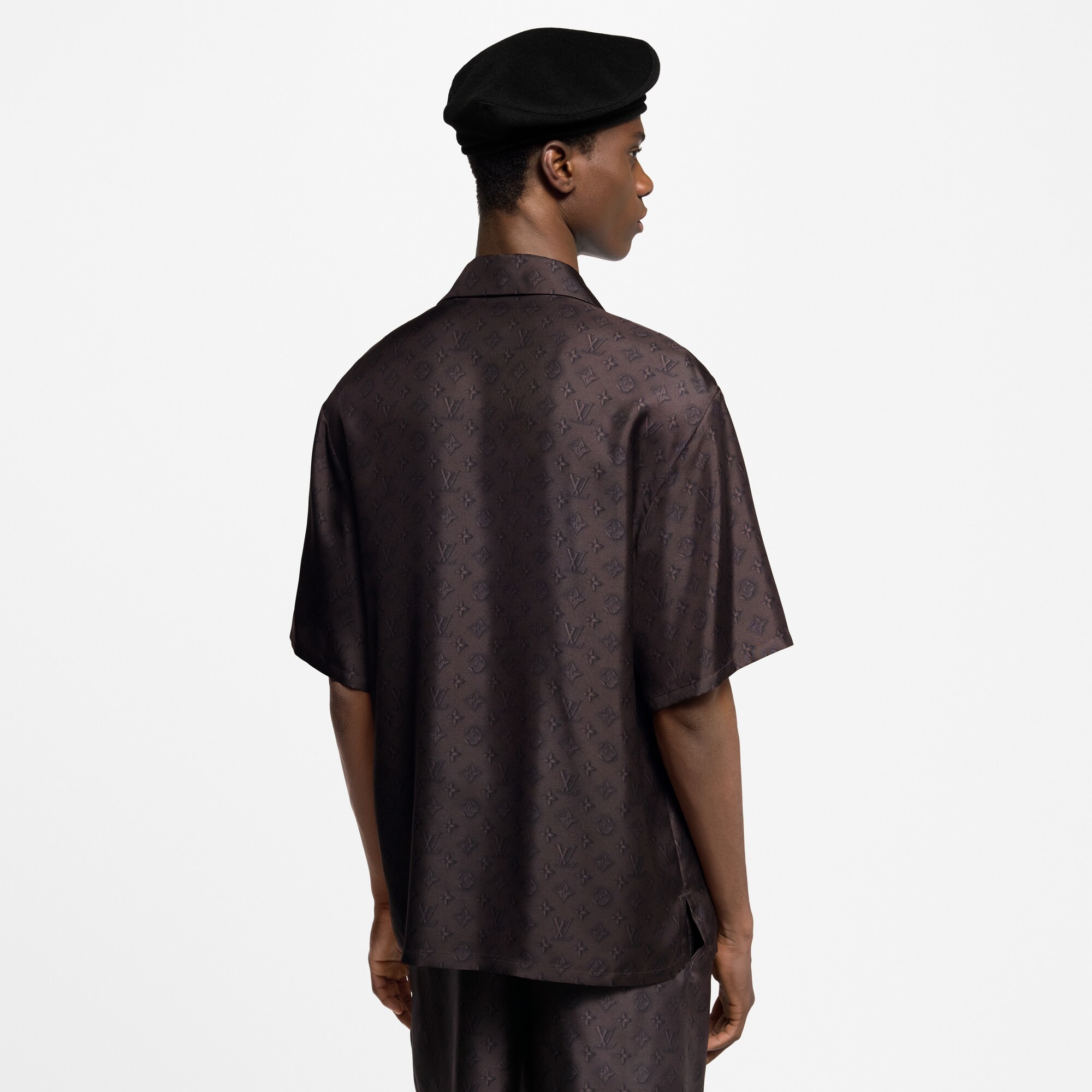  Ready-to-Wear Camisas Camisa de Manga Curta em Seda Estampada com Monogram | Louis Vuitton ® (Zoom no Produto)