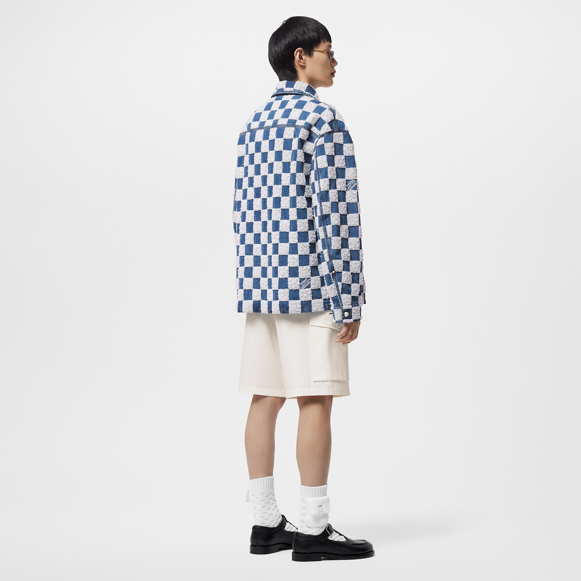  Ready-to-Wear Todas as Roupas Camisa Jeans Oversized Bordada com Pérolas - Sob Encomenda | Louis Vuitton ® (Zoom no Produto)