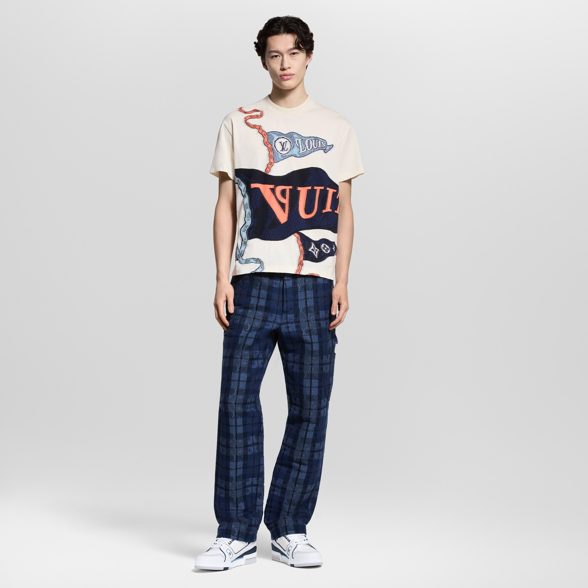  Ready-to-Wear Camisetas e Polos Camiseta com Grafismo em Intársia | Louis Vuitton ® (Zoom no Produto)