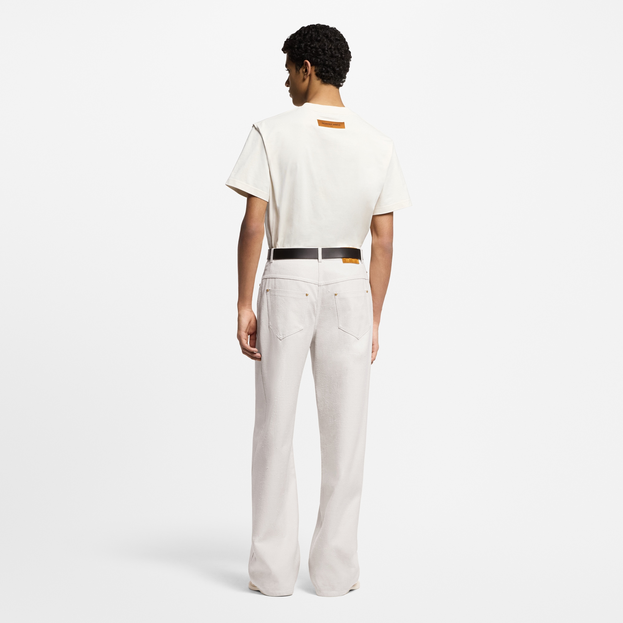  Ready-to-Wear Camisetas e Polos Camiseta com LV em Relevo | Louis Vuitton ® (Zoom no Produto)