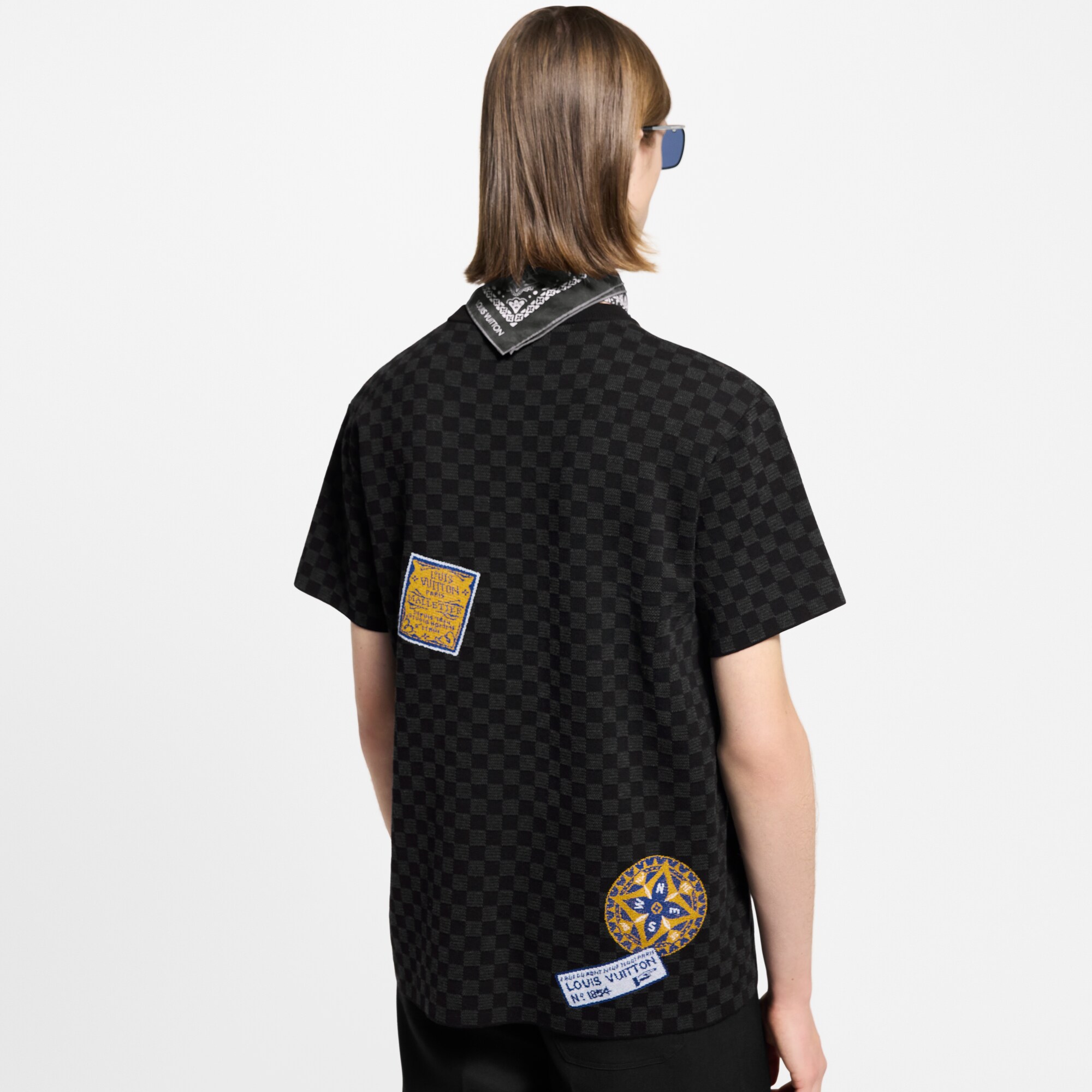  Ready-to-Wear Malhas e Moletons Camiseta Damier com Assinaturas | Louis Vuitton ® (Zoom no Produto)