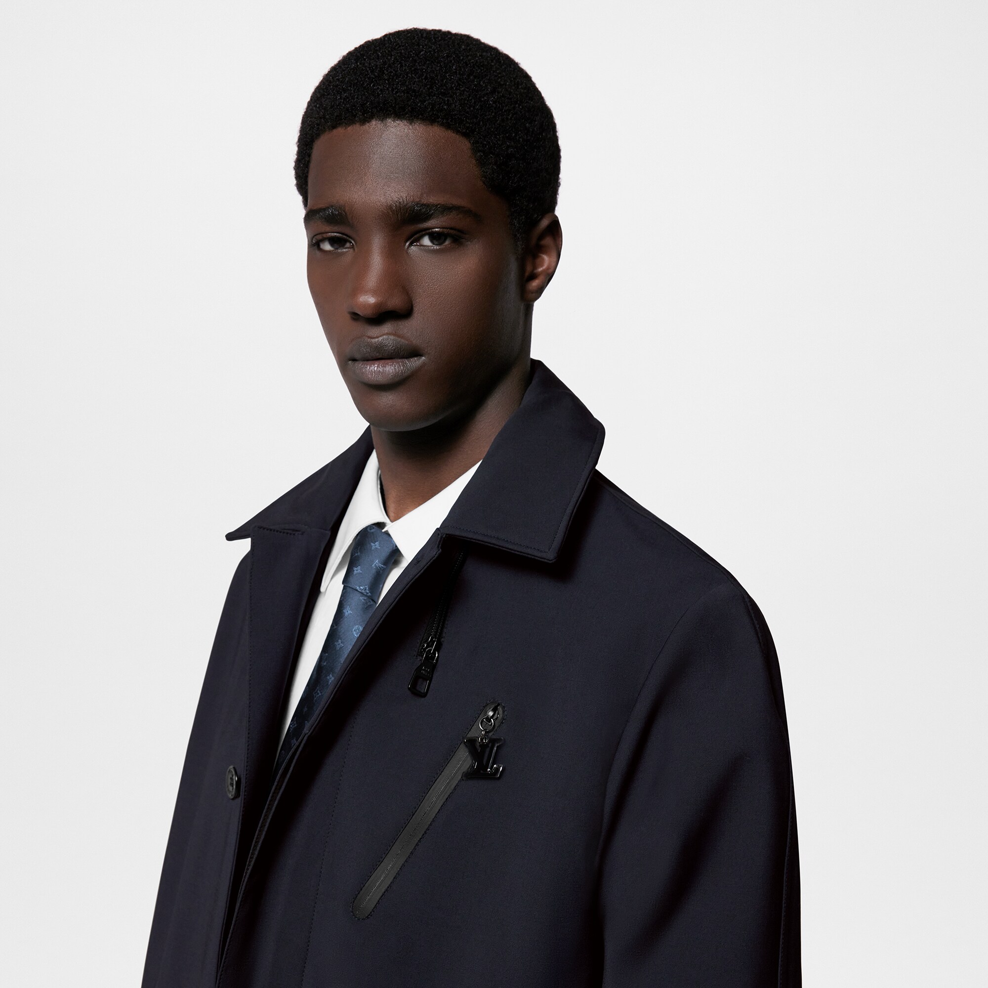  Discontinued Product Obs 12 Capa de Chuva em Lã Tecnológica | Louis Vuitton ® (Zoom no Produto)