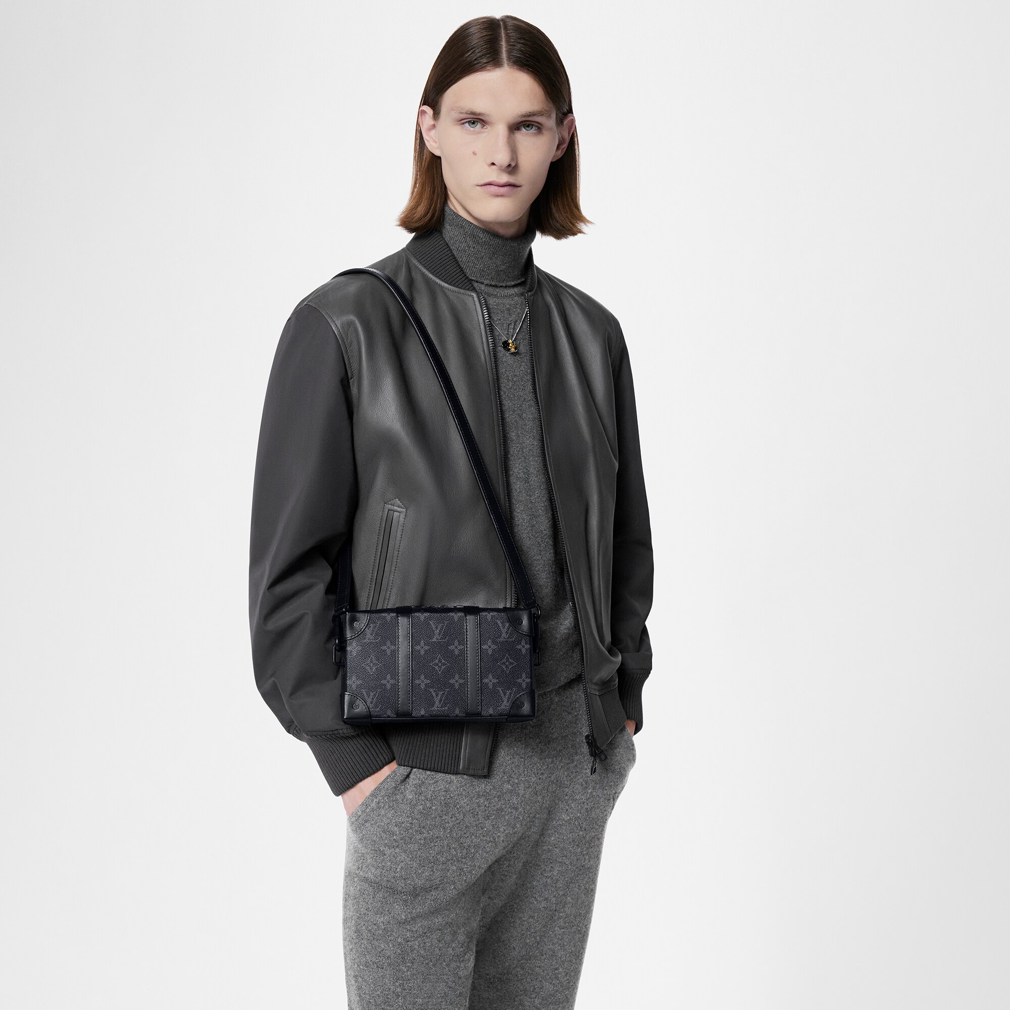 Monogram Eclipse Holiday Presentes para Ele Carteira Trunk | Louis Vuitton ® (Zoom no Produto)