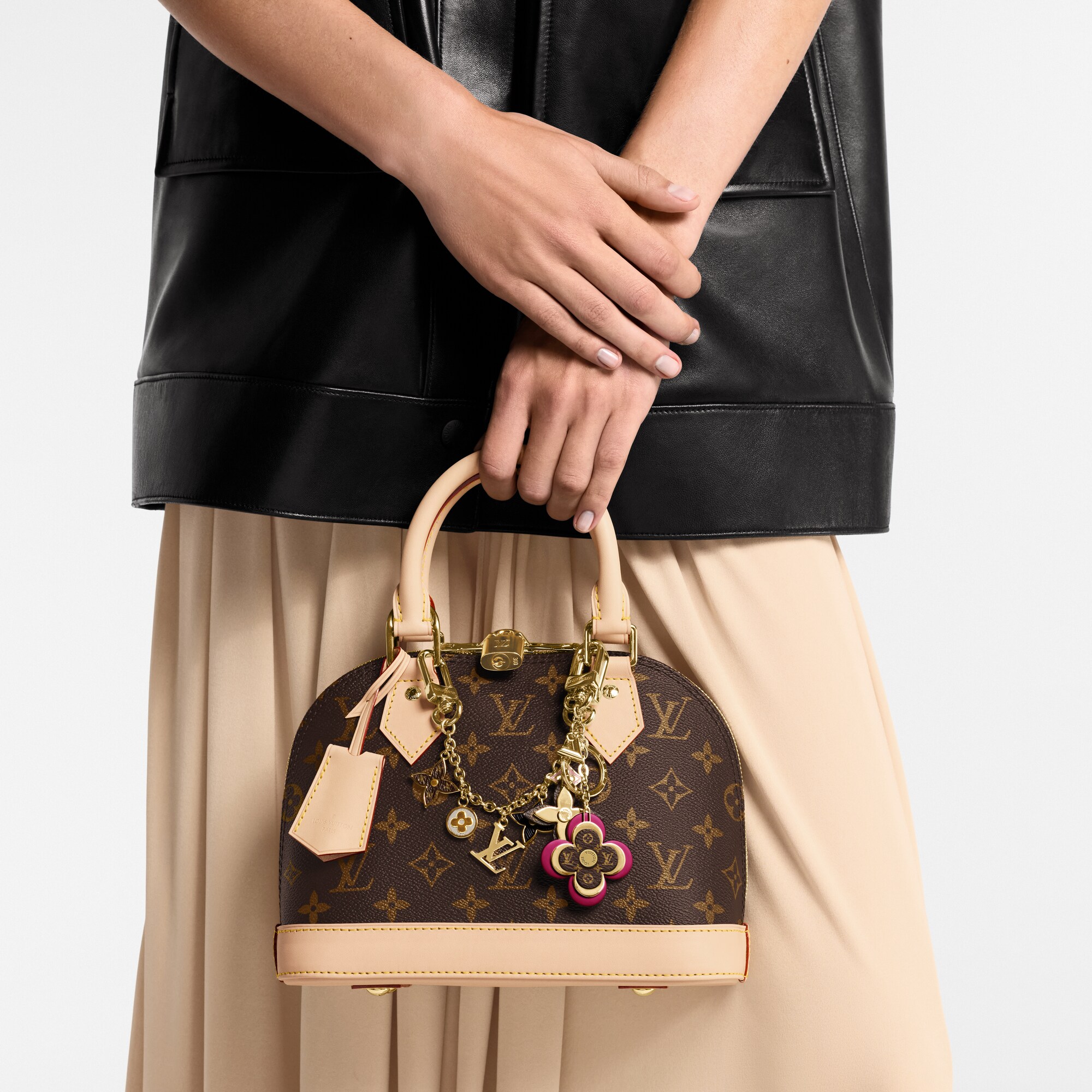S00 Acessórios Chaveiros e Bag Charms Chaveiro e charm de bolsa Blooming Flowers | Louis Vuitton ® (Zoom no Produto)