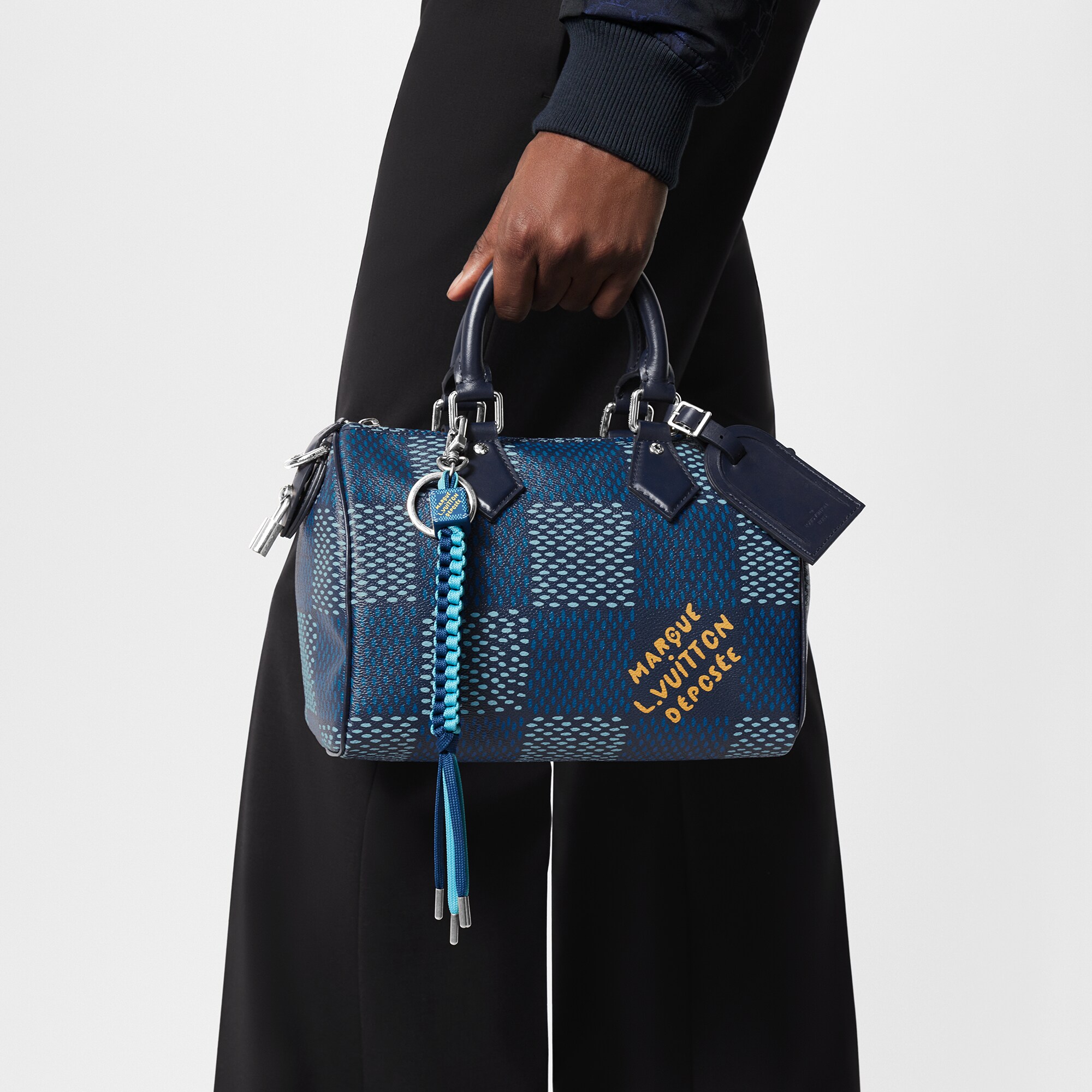 S00 Acessórios Chaveiros e Bag Charms Chaveiro e Charm de Bolsa Damier Play | Louis Vuitton ® (Zoom no Produto)