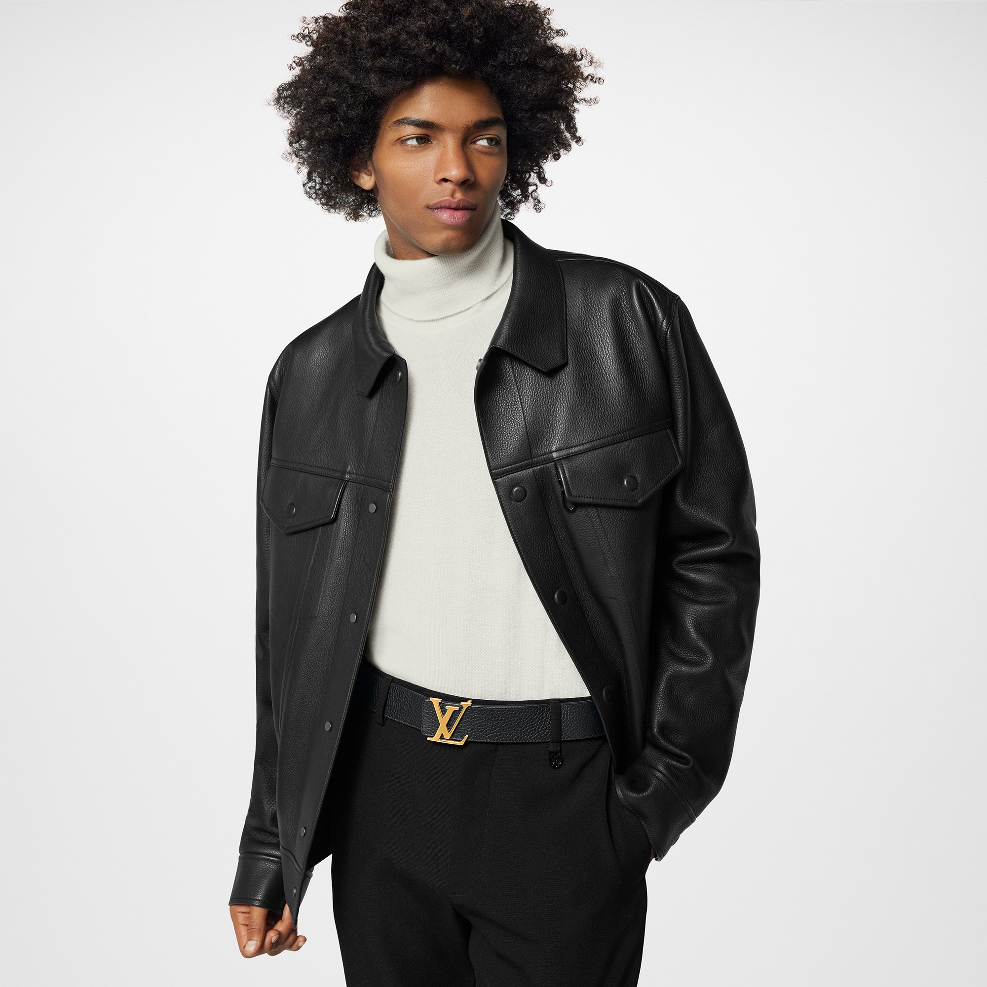 Taurillon Acessórios Cintos CINTO LV INITIALES REVERSÍVEL 40MM | Louis Vuitton ® (Zoom no Produto)