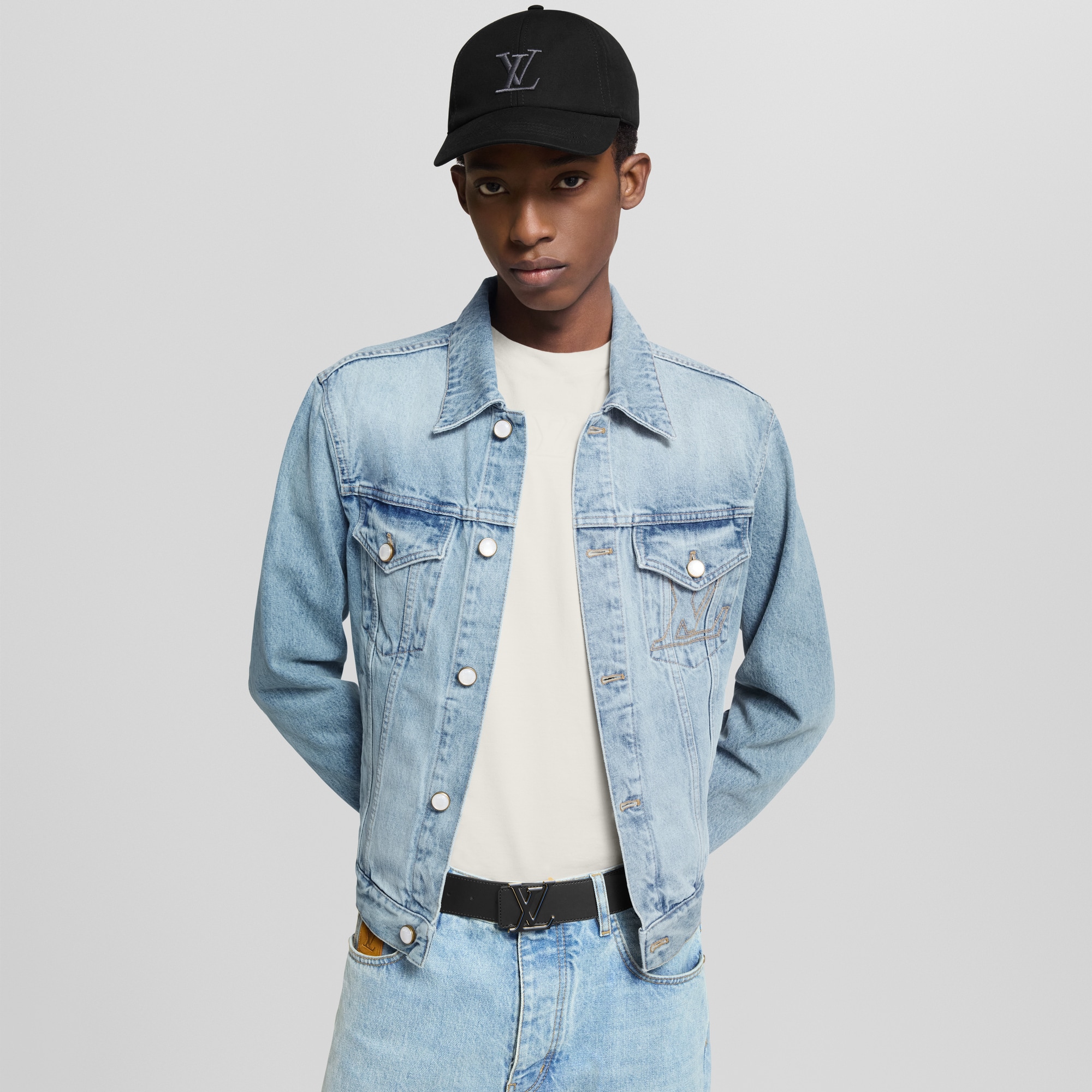 Monogram Eclipse Acessórios Cintos Cinto Reversível LV 3 Steps 40 mm | Louis Vuitton ® (Zoom no Produto)