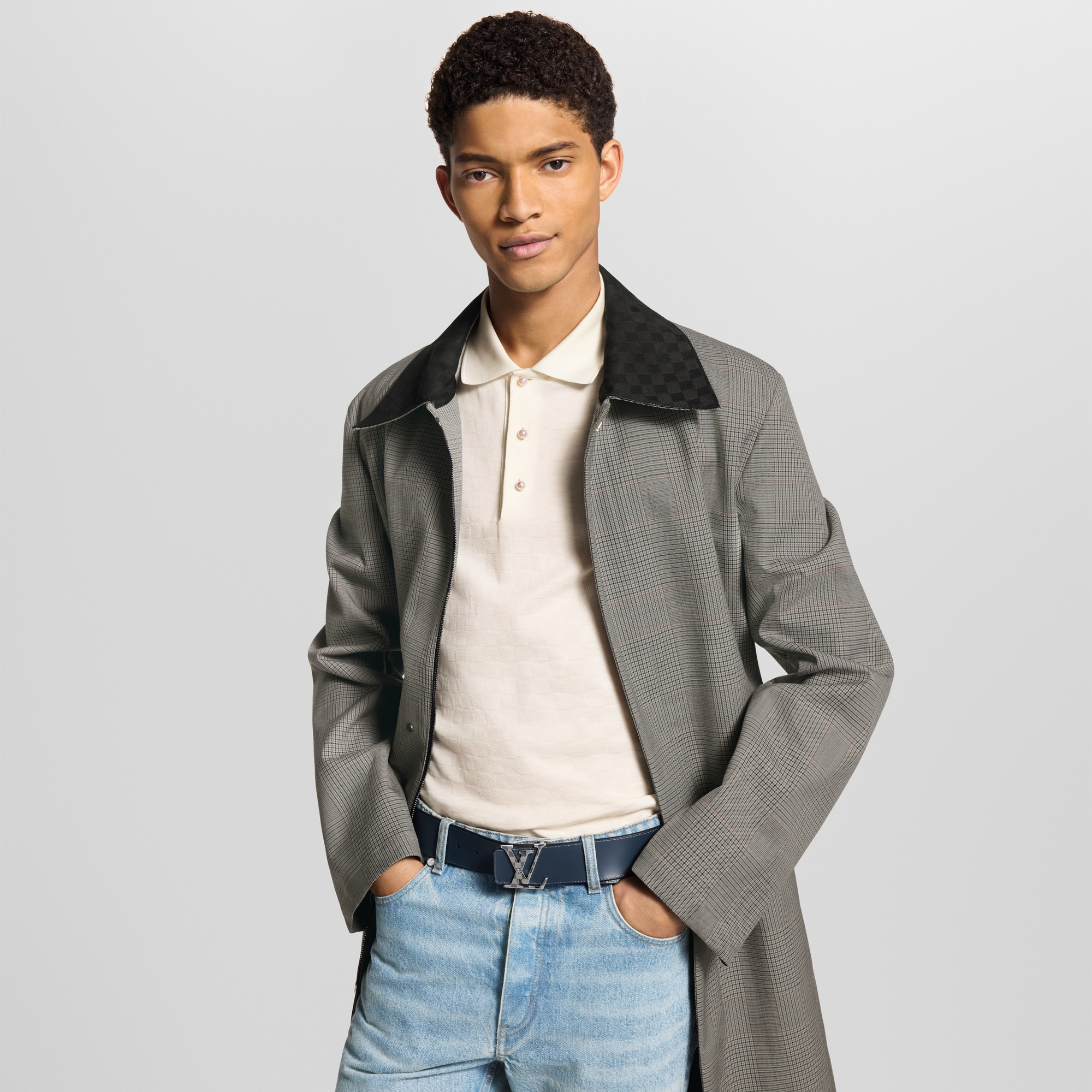  Acessórios Cintos Cinto Reversível LV Damier 40 mm | Louis Vuitton ® (Zoom no Produto)