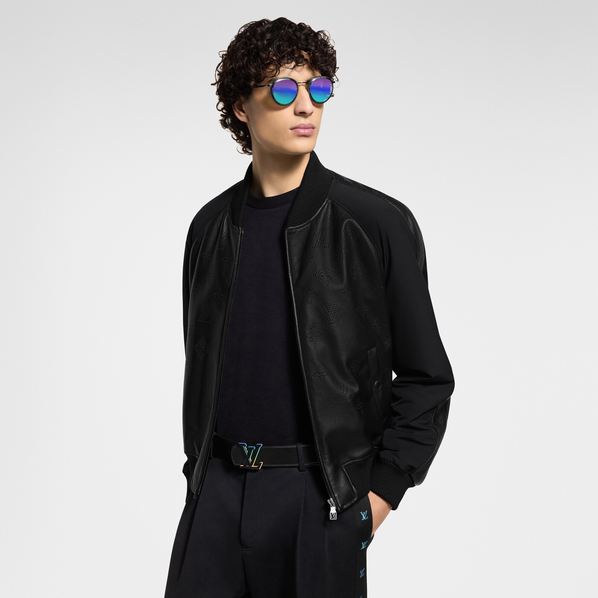  Acessórios Cintos Cinto Reversível LV Dimension 40 mm | Louis Vuitton ® (Zoom no Produto)