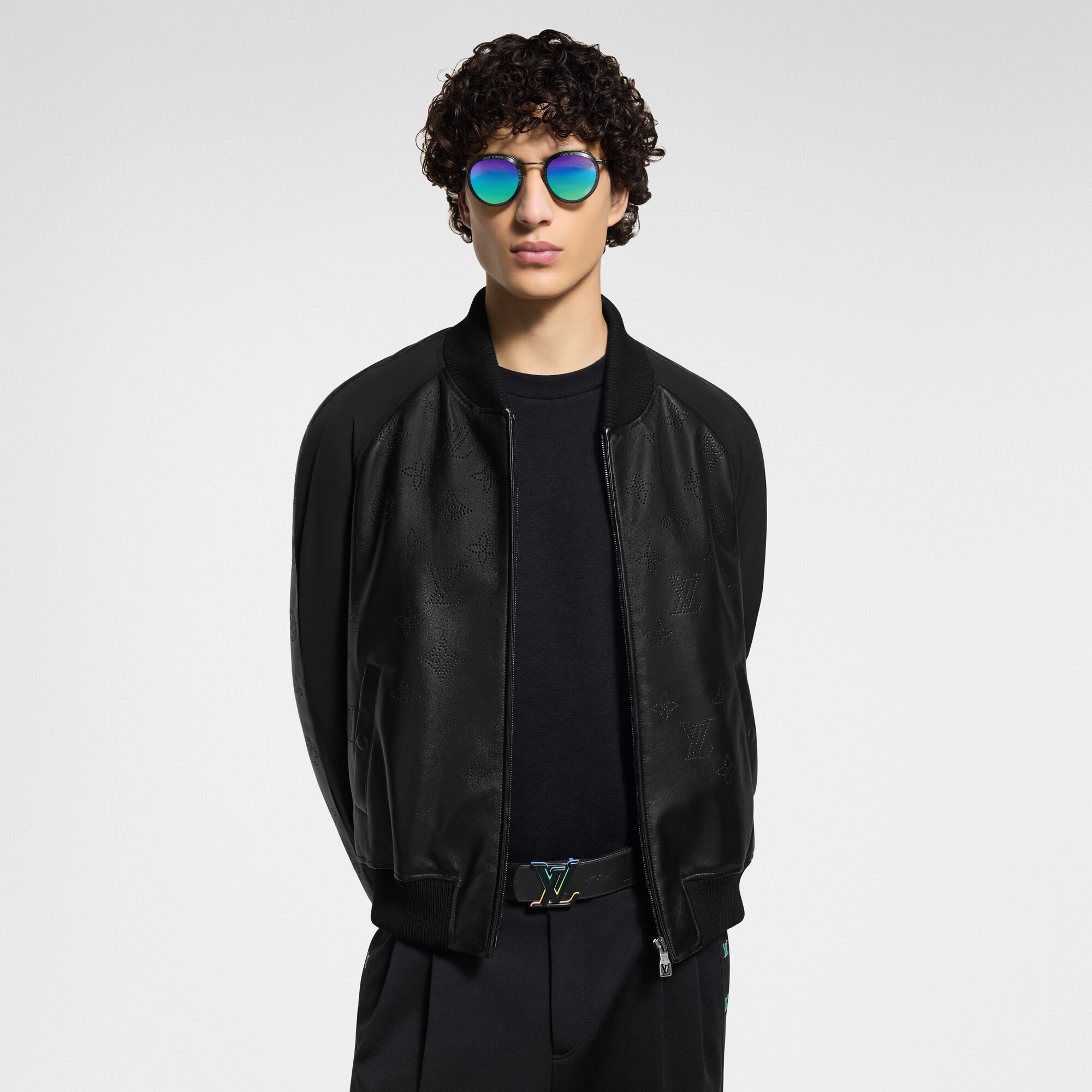  Acessórios Cintos Cinto Reversível LV Dimension 40 mm | Louis Vuitton ® (Zoom no Produto)