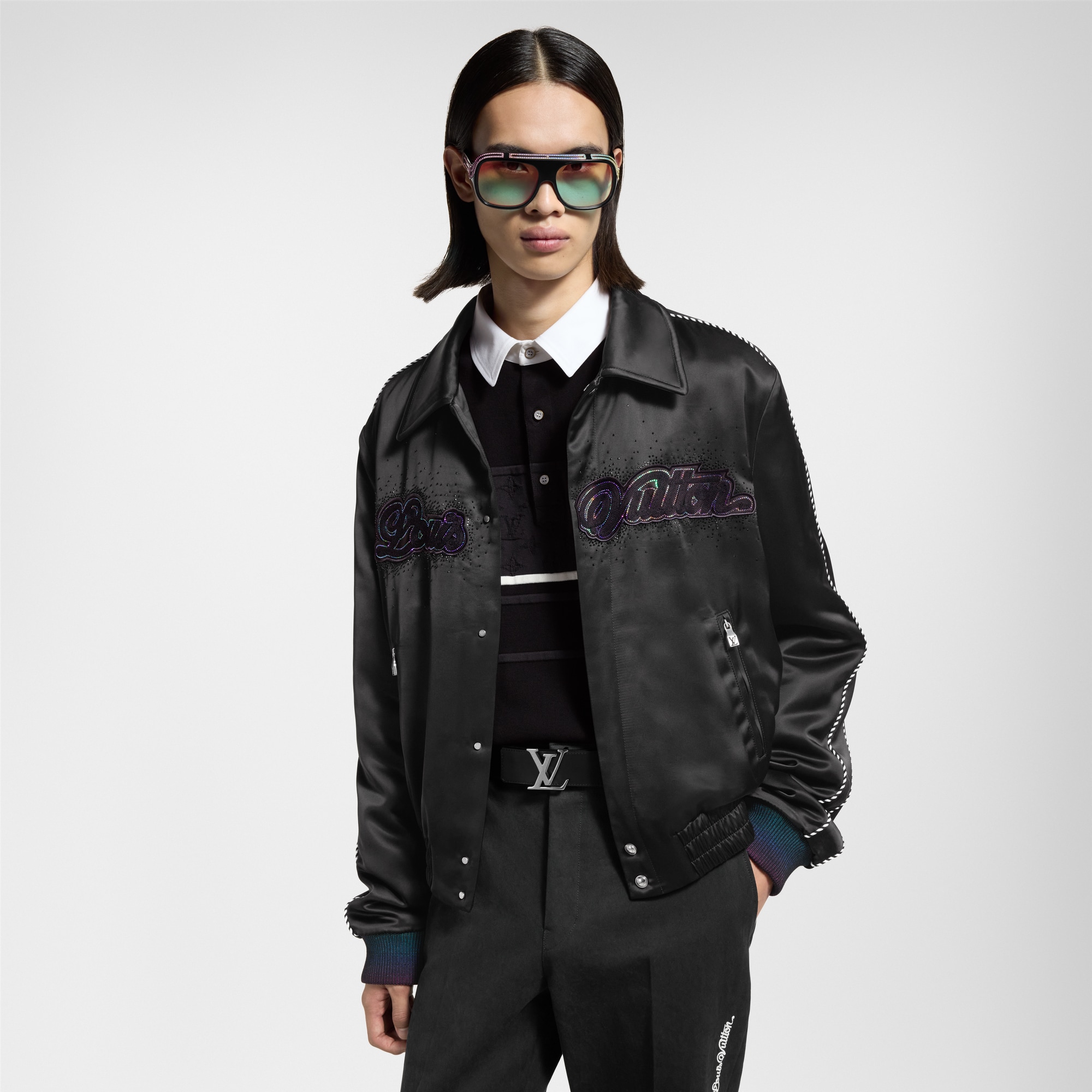  Acessórios Cintos Cinto Reversível LV Initiales 40 mm | Louis Vuitton ® (Zoom no Produto)