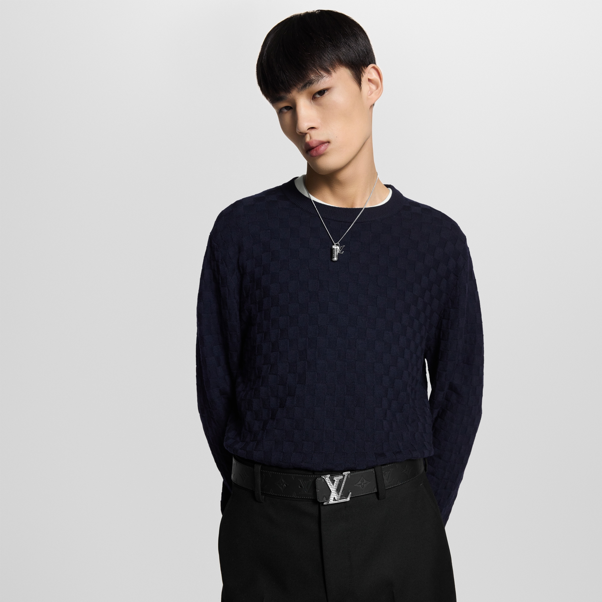  Acessórios Cintos Cinto Reversível LV Shadow 40 mm | Louis Vuitton ® (Zoom no Produto)