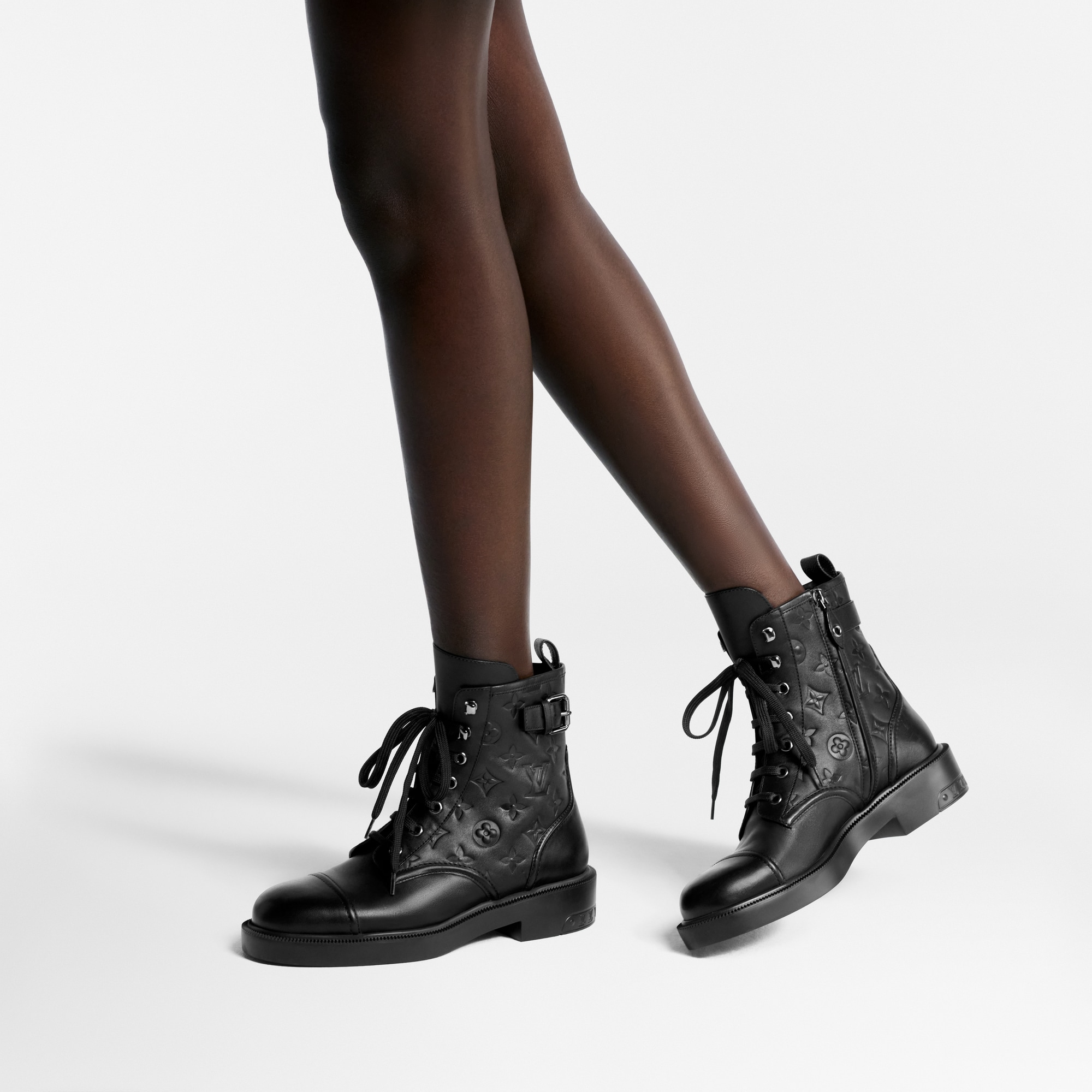  Sapatos Botas Citizen Flat Ranger Boot | Louis Vuitton ® (Zoom no Produto)