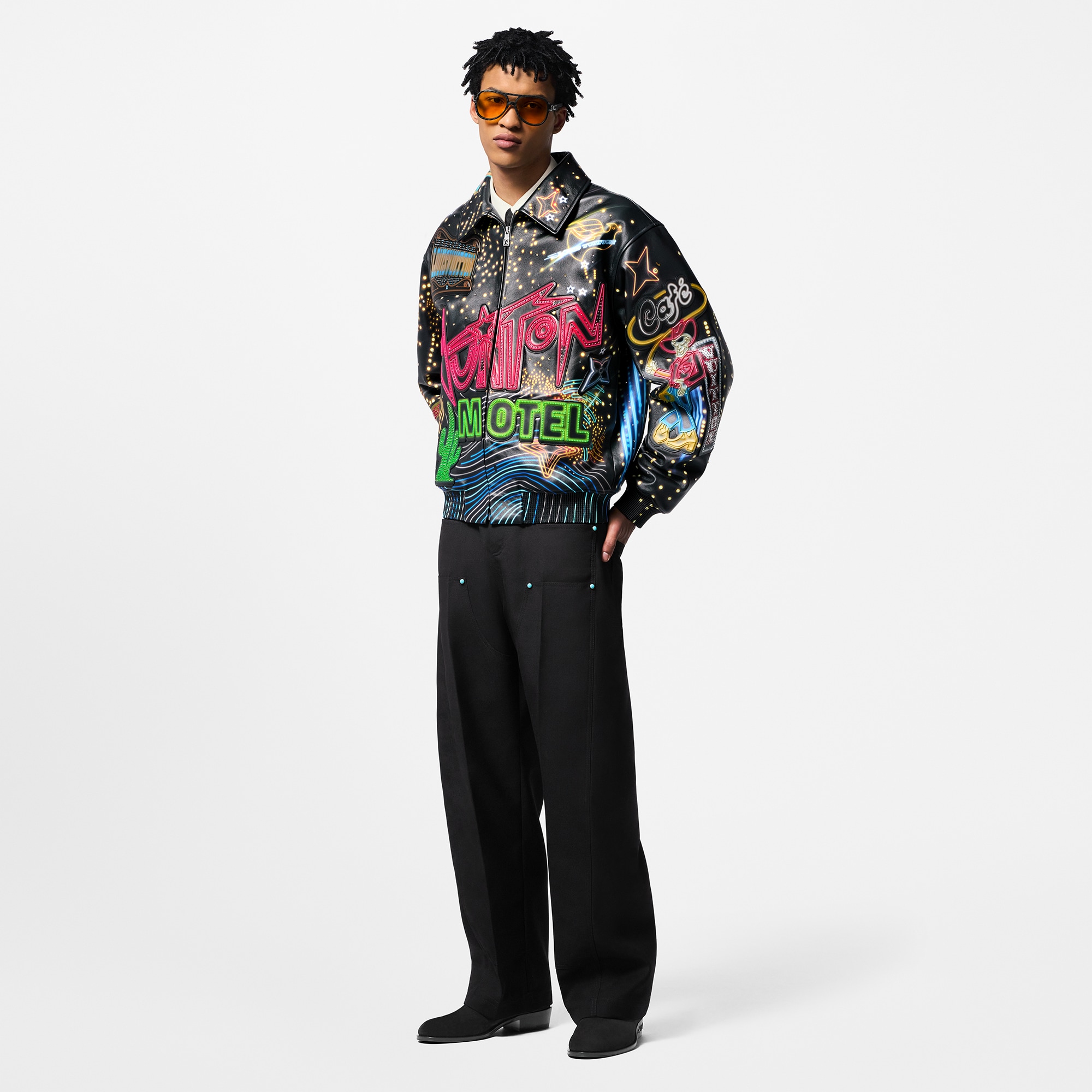  Ready-to-Wear Casacos e Agasalhos Jaqueta Bomber de Couro Bordada - Feita sob Encomenda | Louis Vuitton ® (Zoom no Produto)