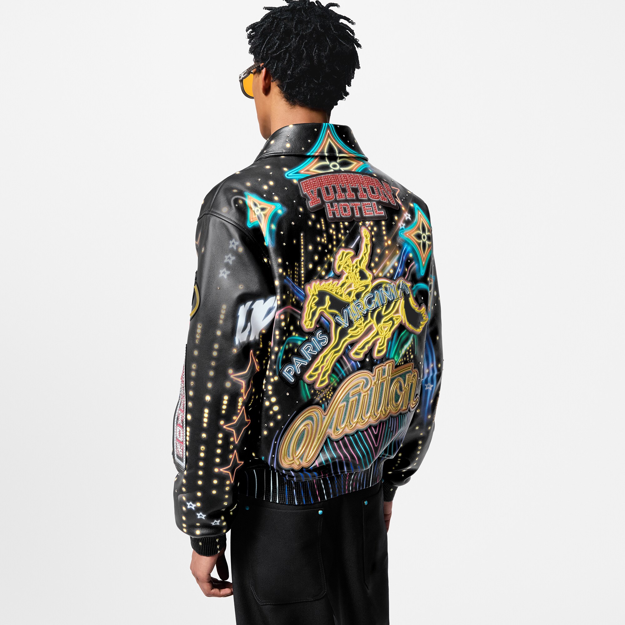  Ready-to-Wear Casacos e Agasalhos Jaqueta Bomber de Couro Bordada - Feita sob Encomenda | Louis Vuitton ® (Zoom no Produto)