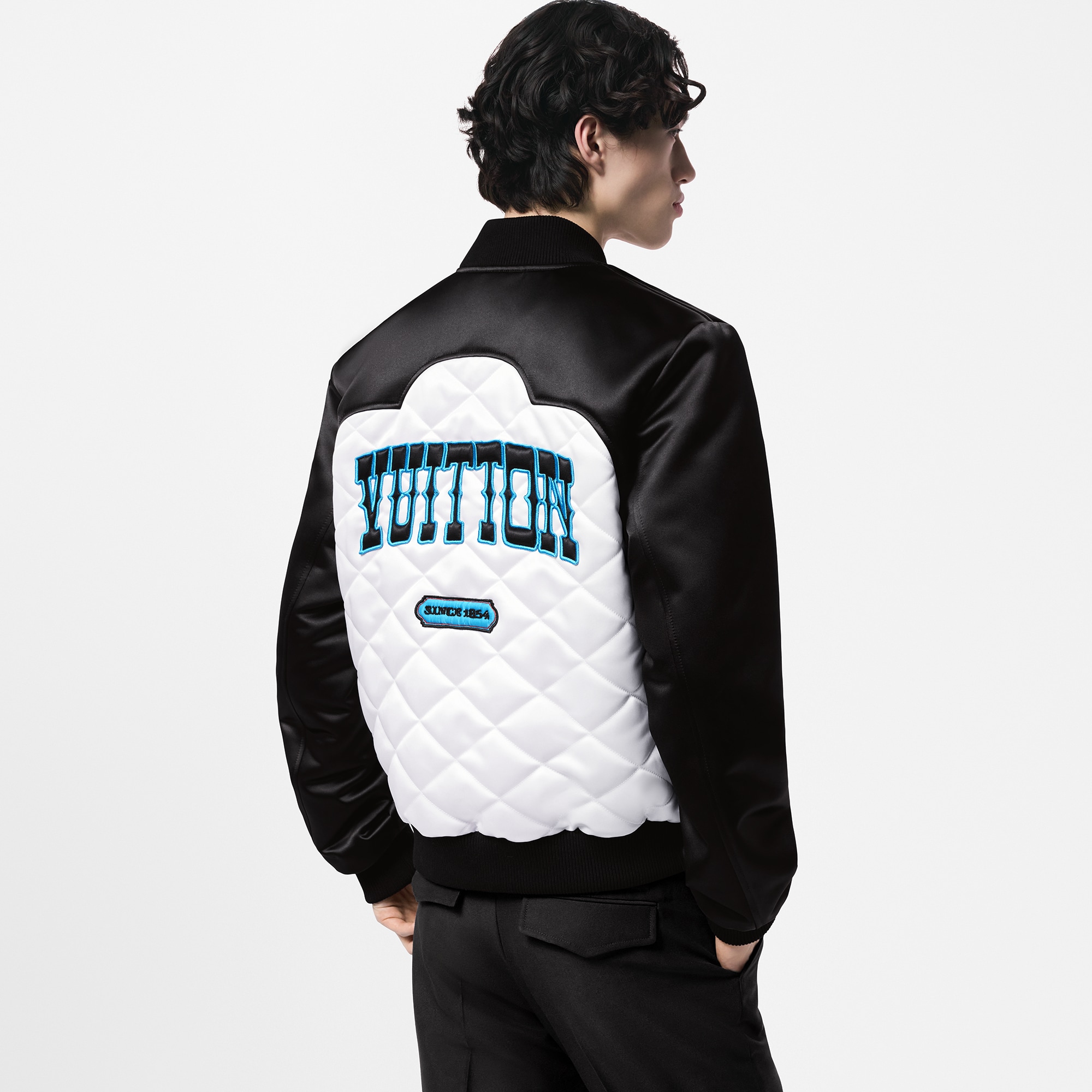  Discontinued Product Obs 1 Jaqueta Bomber em Cetim Bicolor | Louis Vuitton ® (Zoom no Produto)