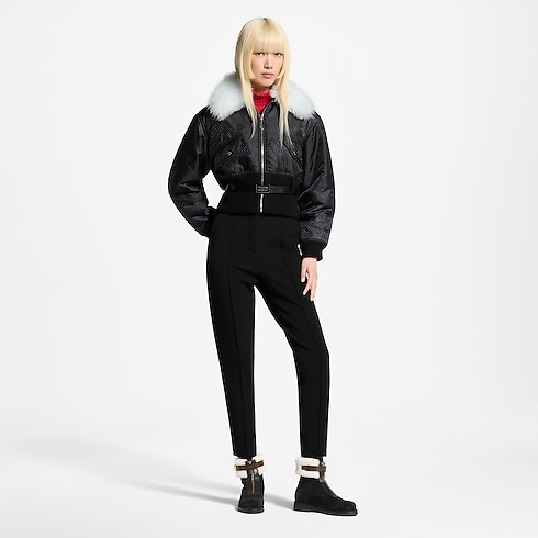 Jaqueta Bomber Nanogram com Gola de Shearling – No Corpo