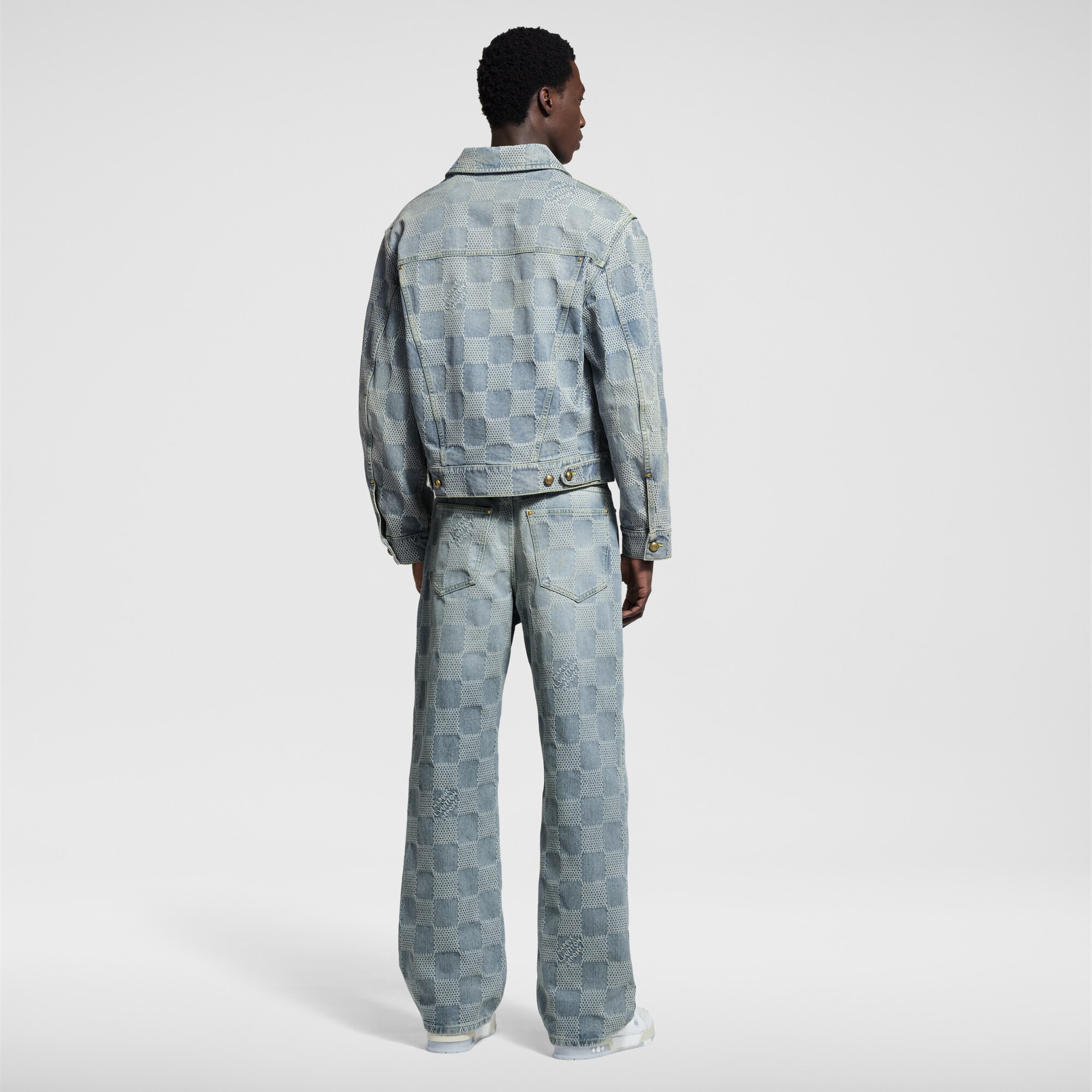 Ready-to-Wear Casacos e Agasalhos Jaqueta Jeans Clássica com Xadrez Damier | Louis Vuitton ® (Zoom no Produto)