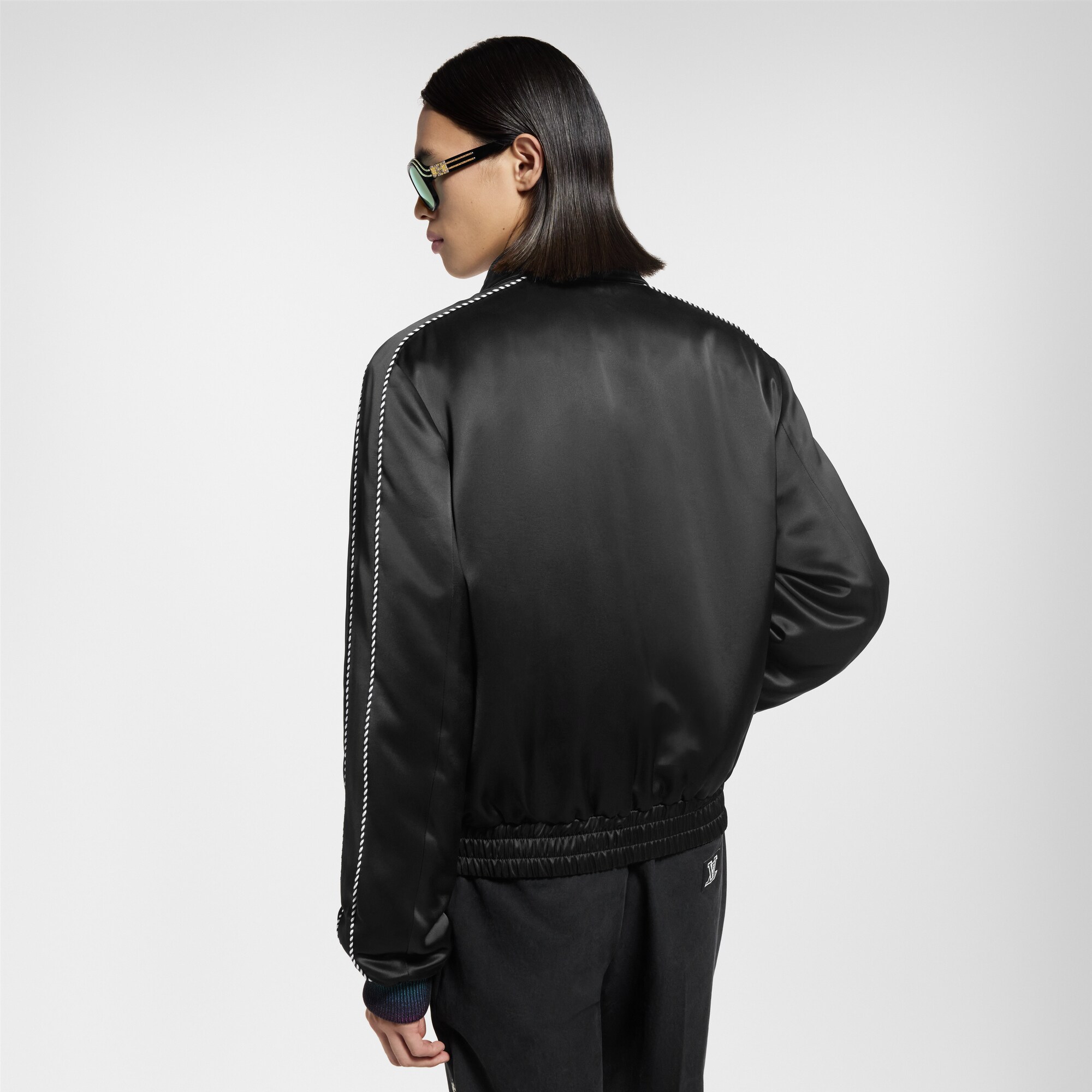  Ready-to-Wear Casacos e Agasalhos Jaqueta Souvenir Bordada | Louis Vuitton ® (Zoom no Produto)